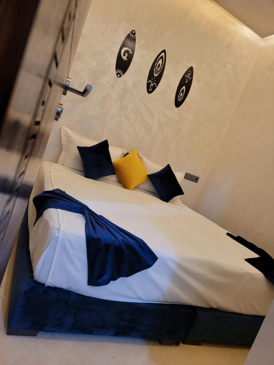 Deluxe Double or Twin Room photo 3