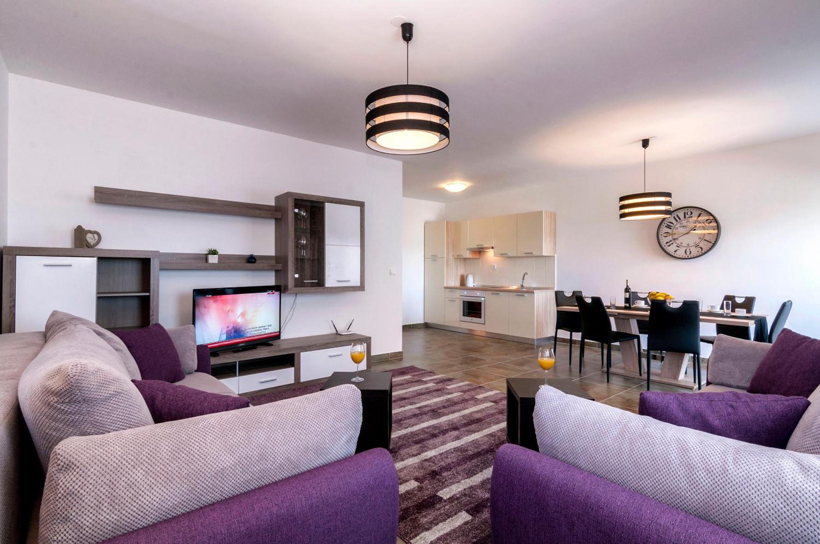 Two-Bedroom Apartment with Balcony and Sea View photo 1