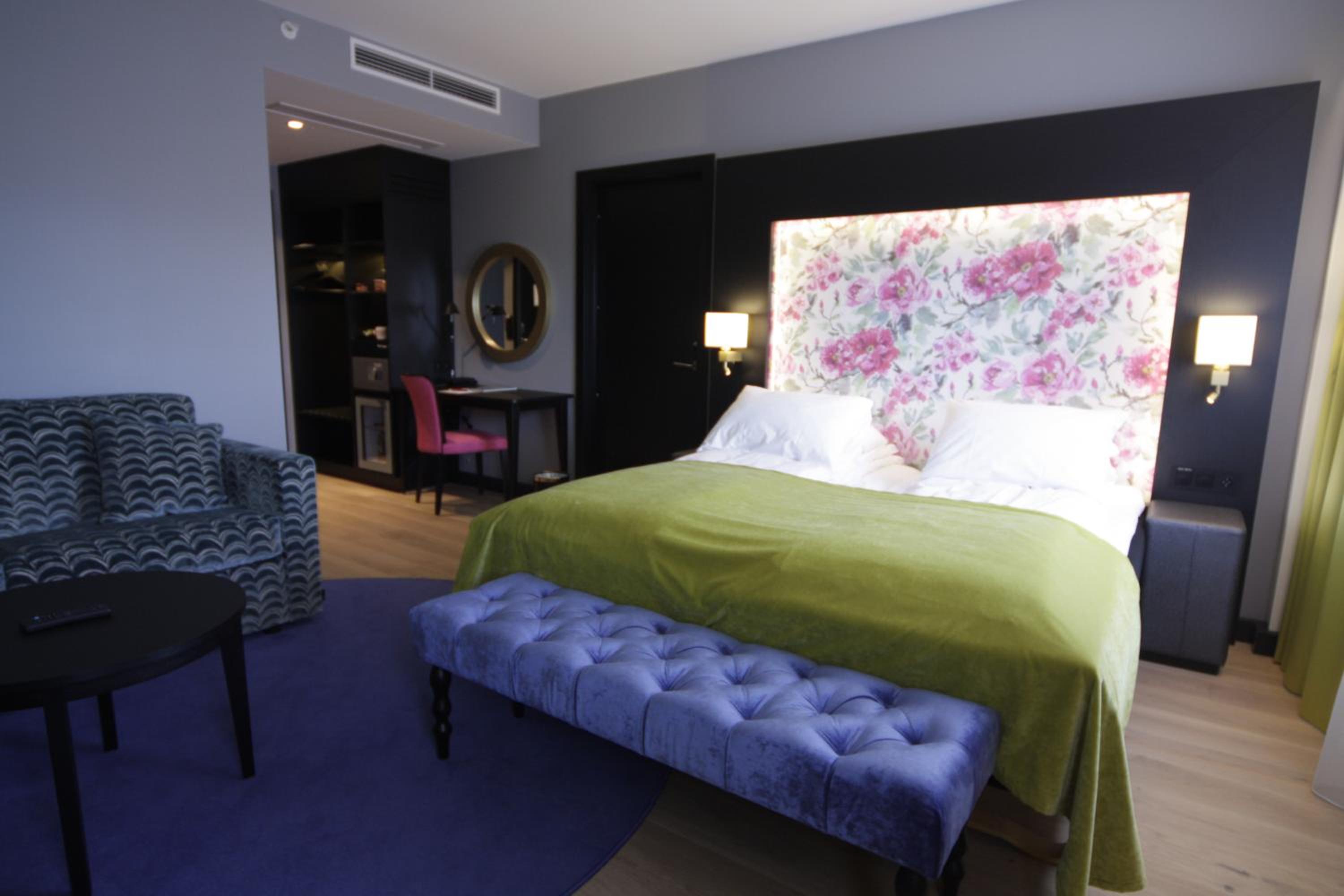 Deluxe Double or Twin Room - Photo 5