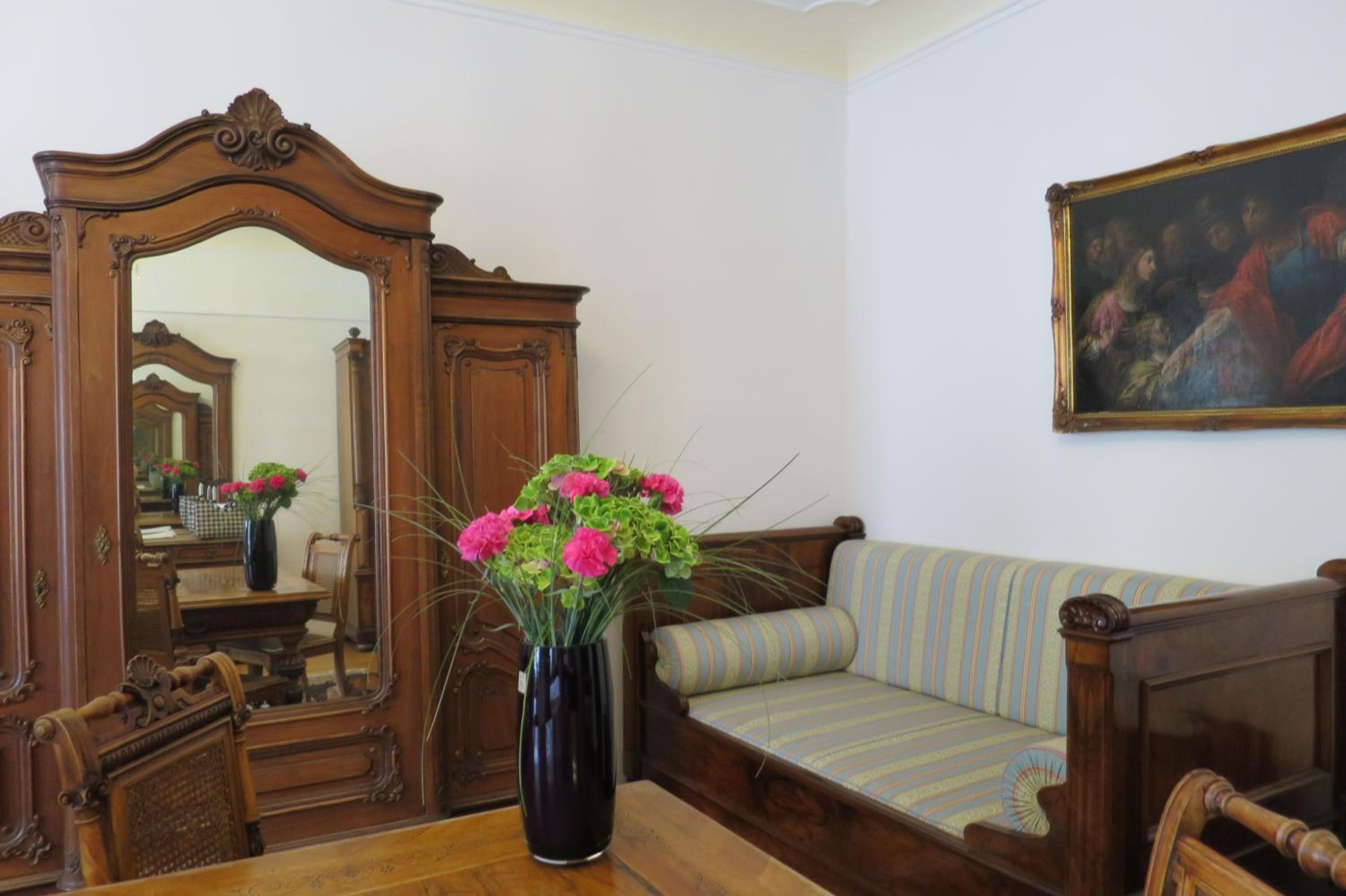 Superior Deluxe Double or Twin Room  - Photo 13