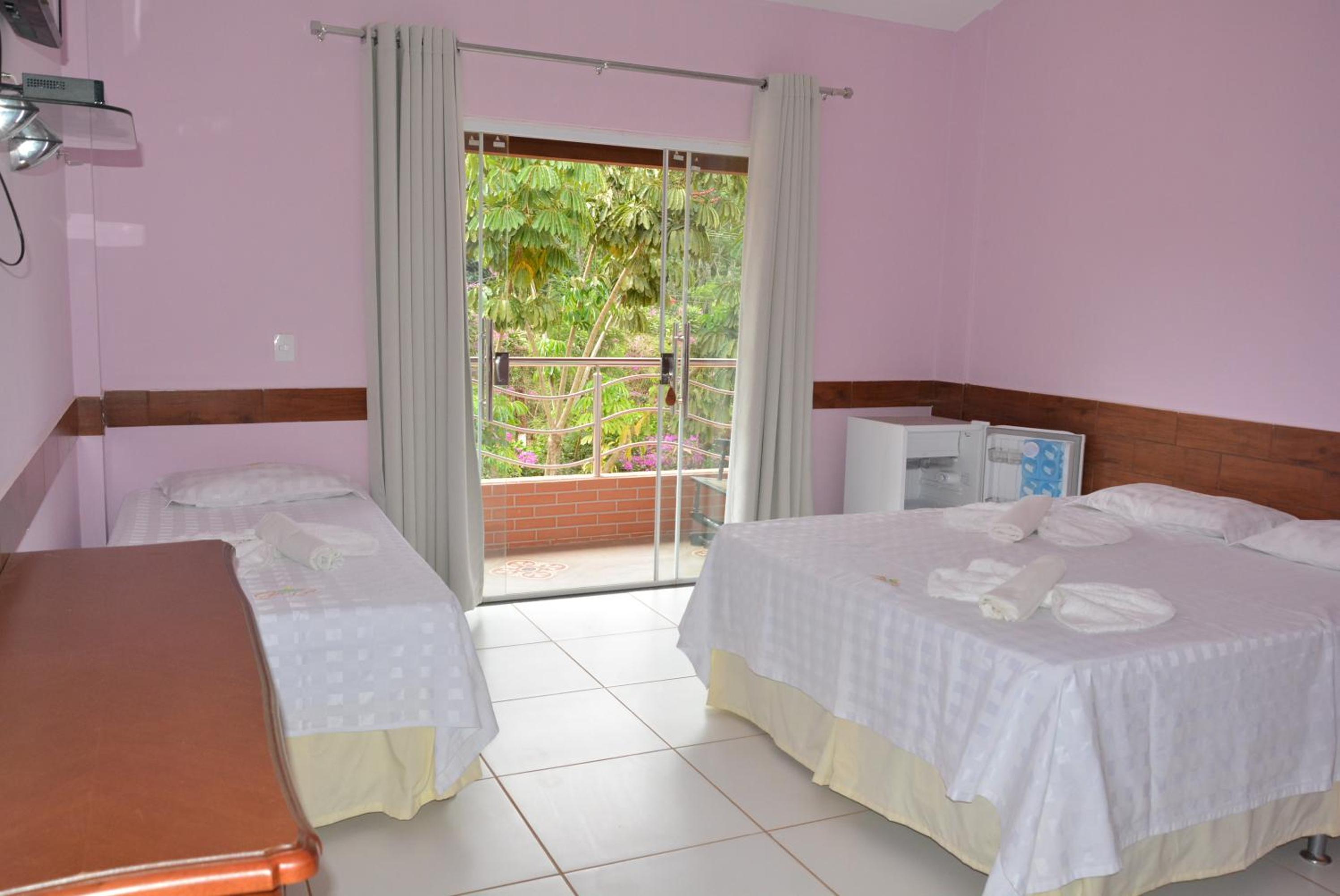 Room with Balcony - Photo 10