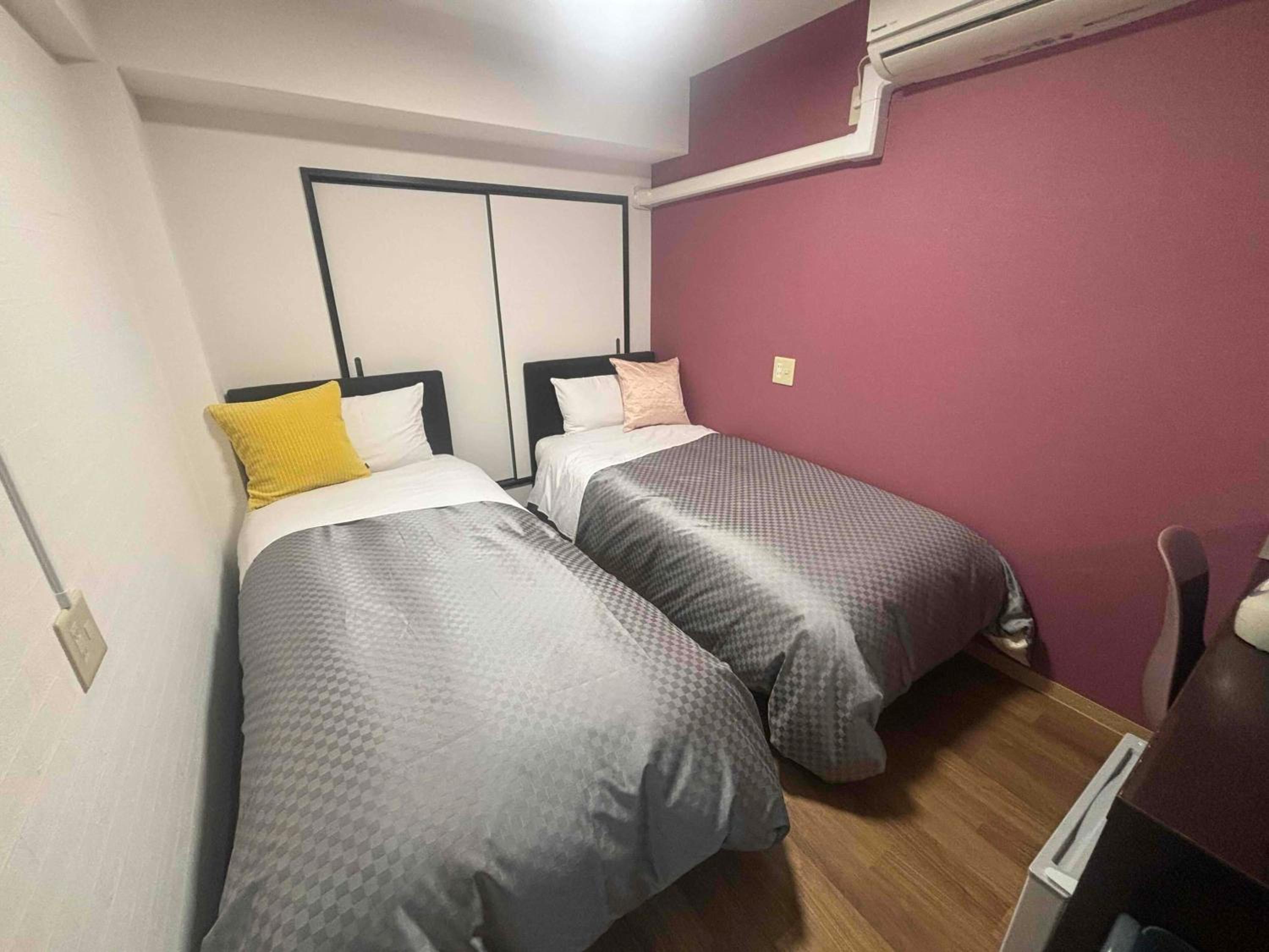 Economy Twin Room