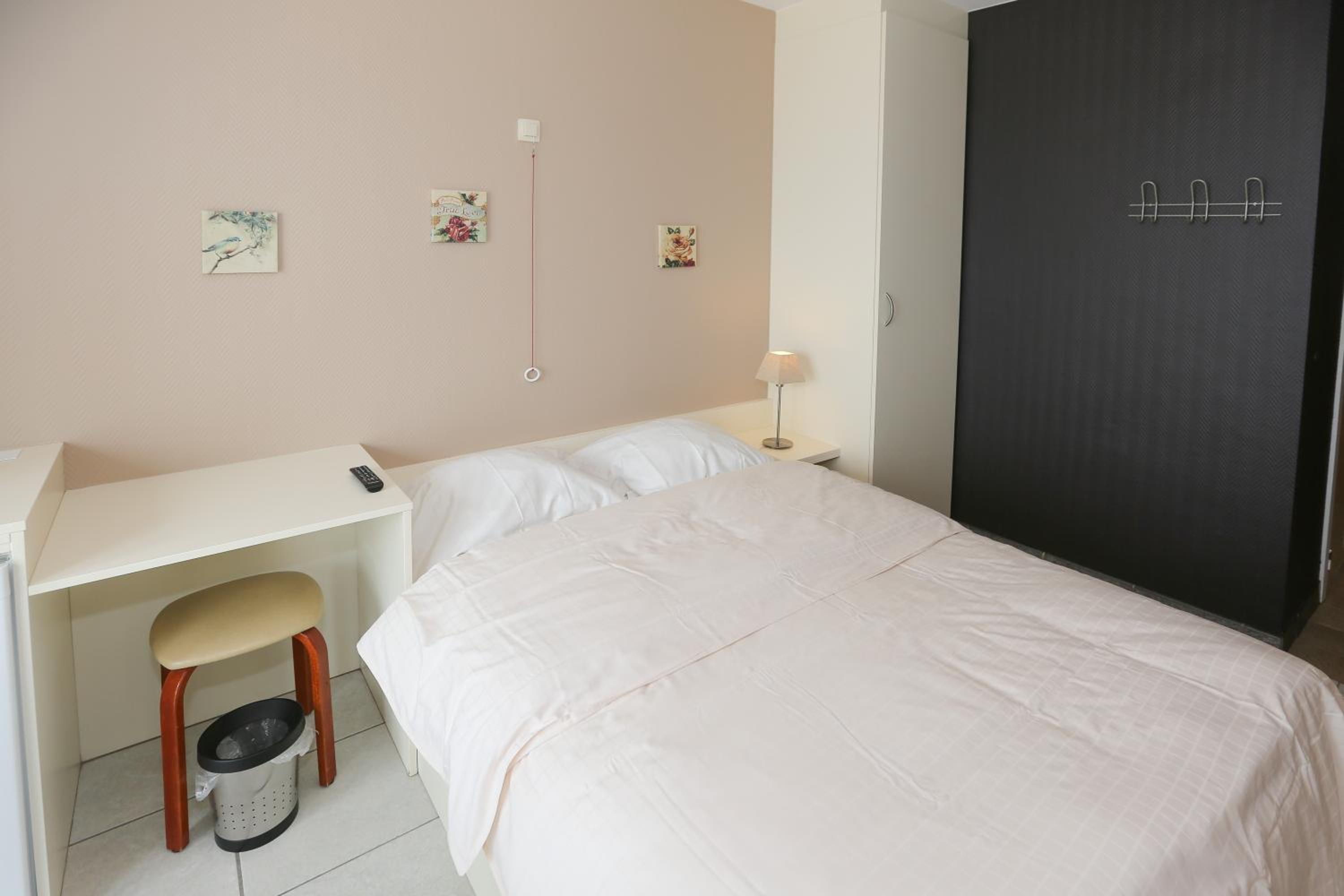 Standard Double Room with Sea View - Photo 1