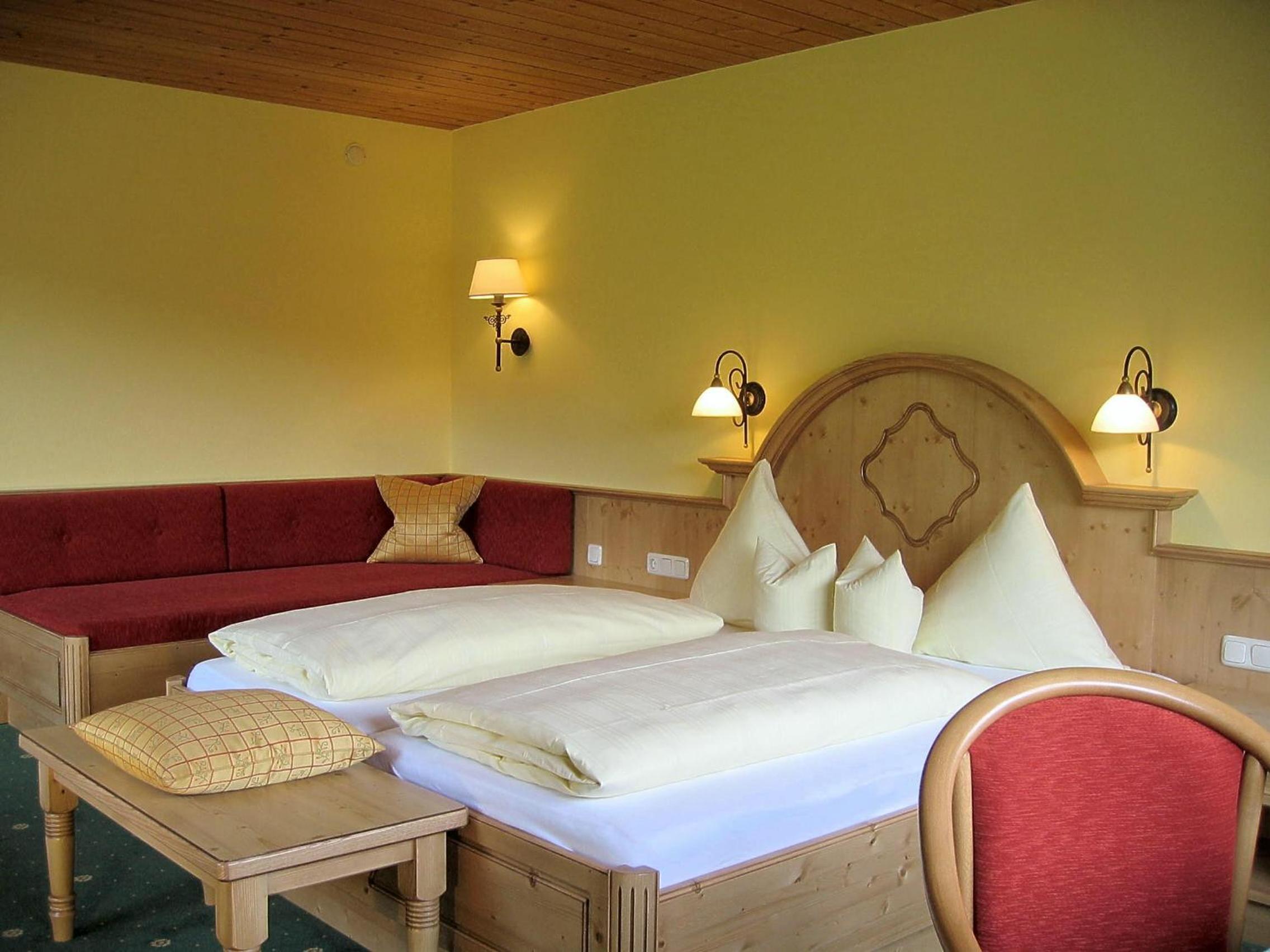 Large Double Room photo 2