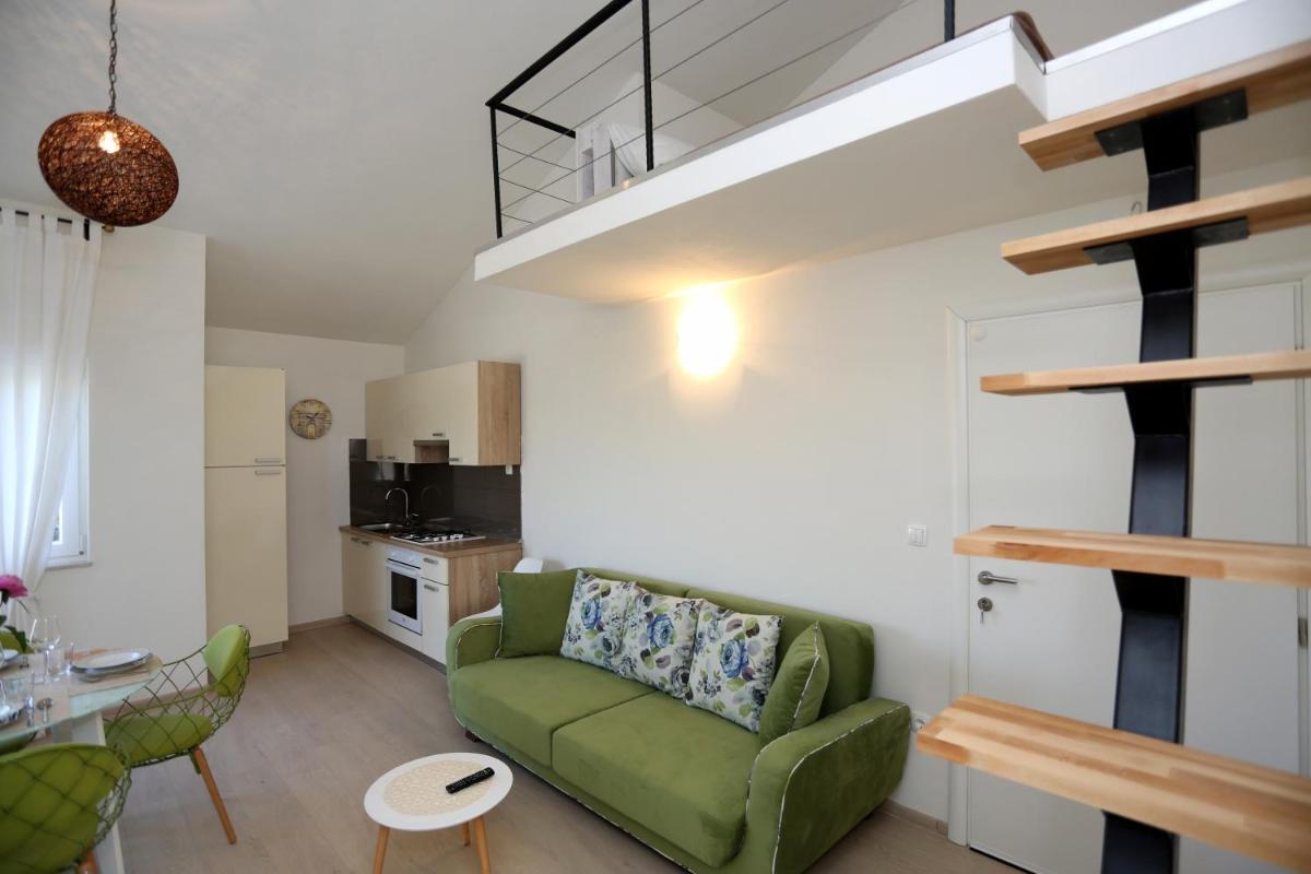 Apartment with Garden View photo 3