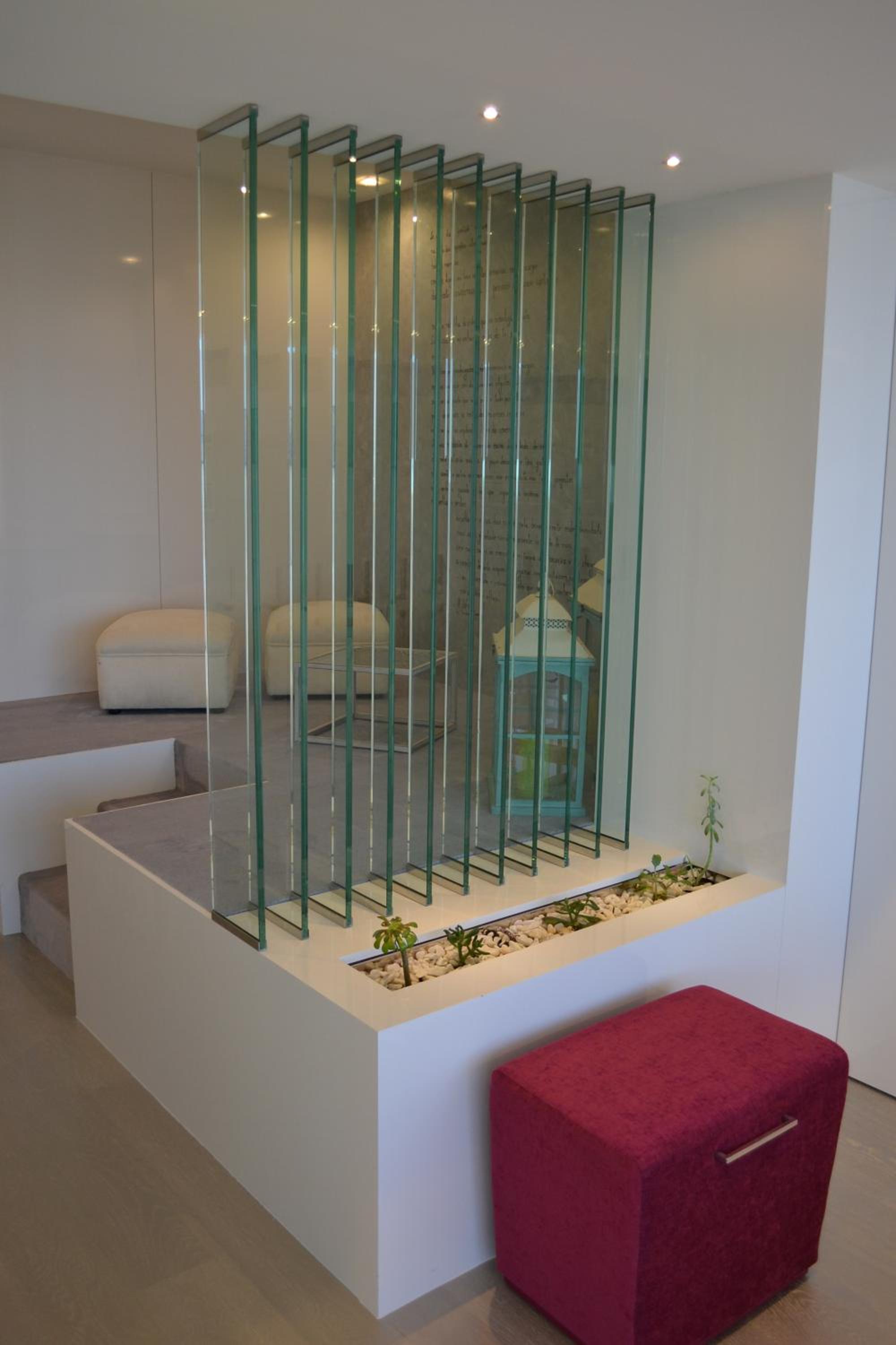 Deluxe Suite with Sea View - Photo 2