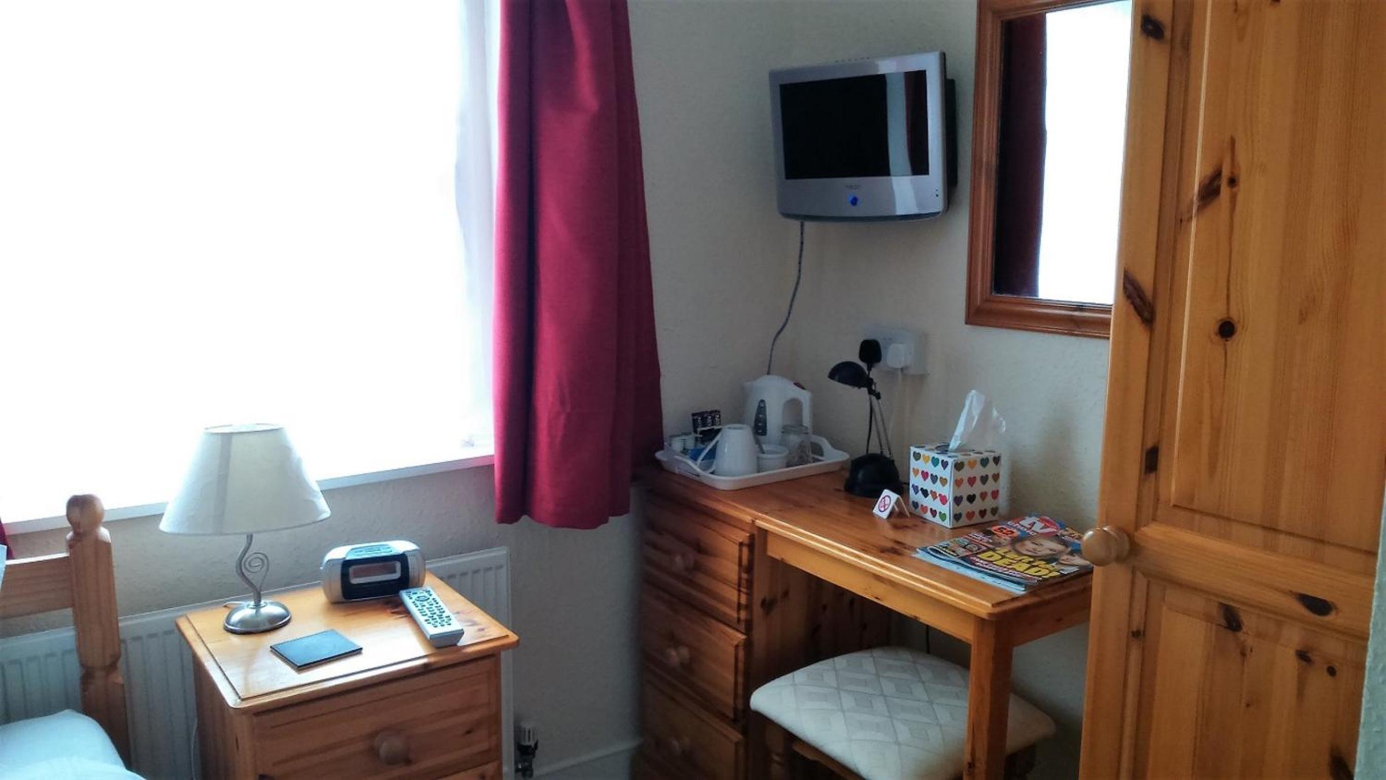 Single Room photo 3