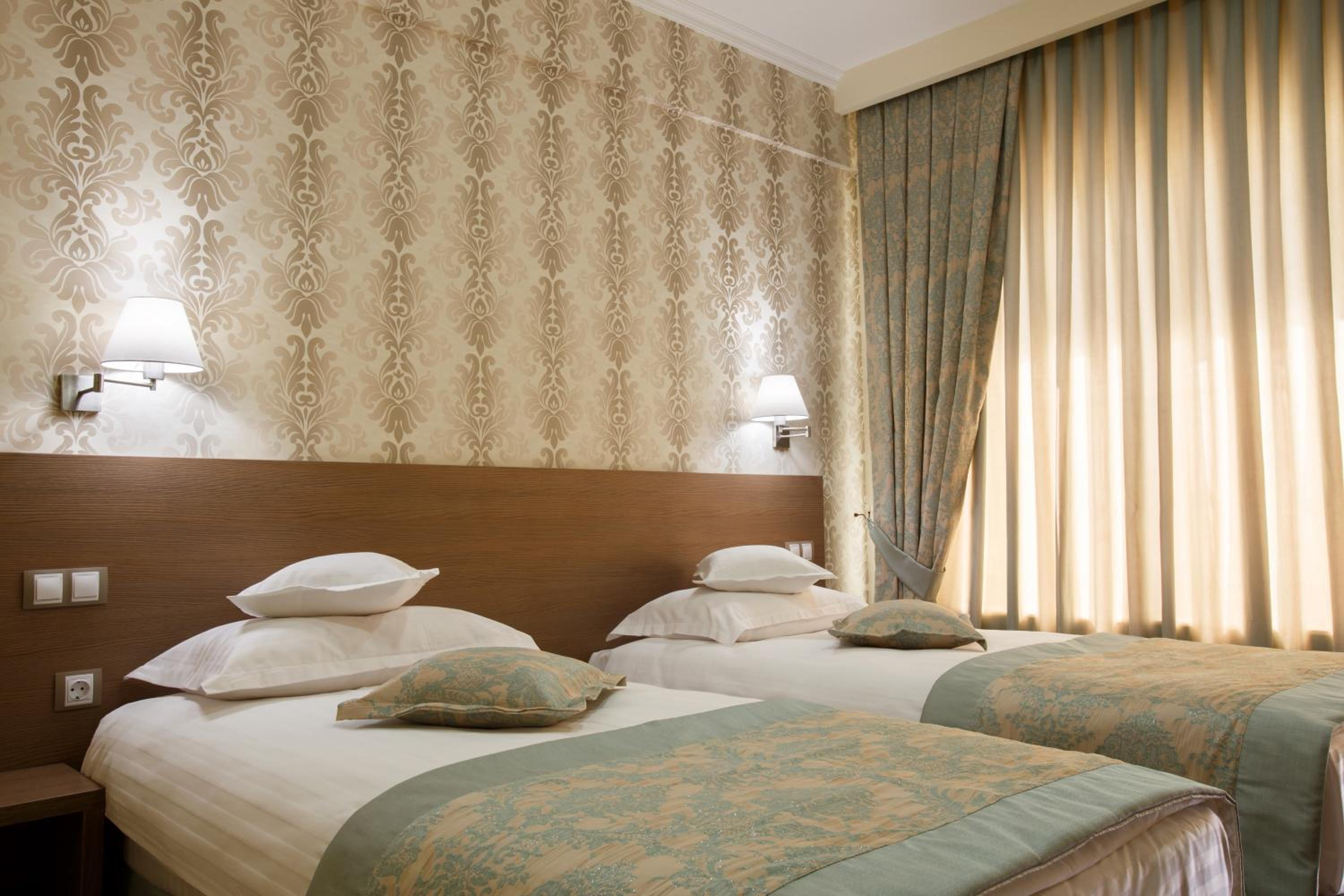 Superior Twin Room photo 2