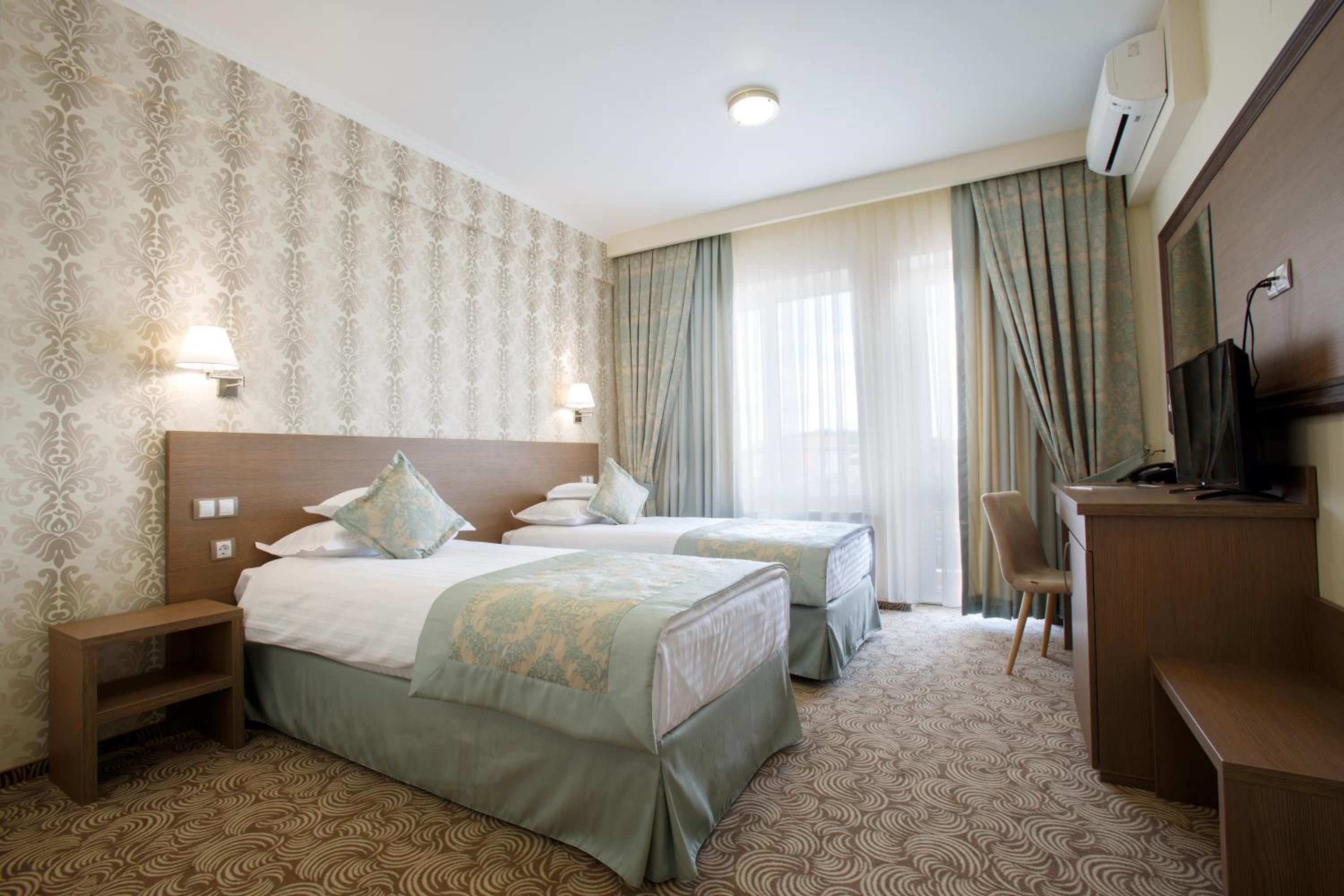 Superior Twin Room photo 1