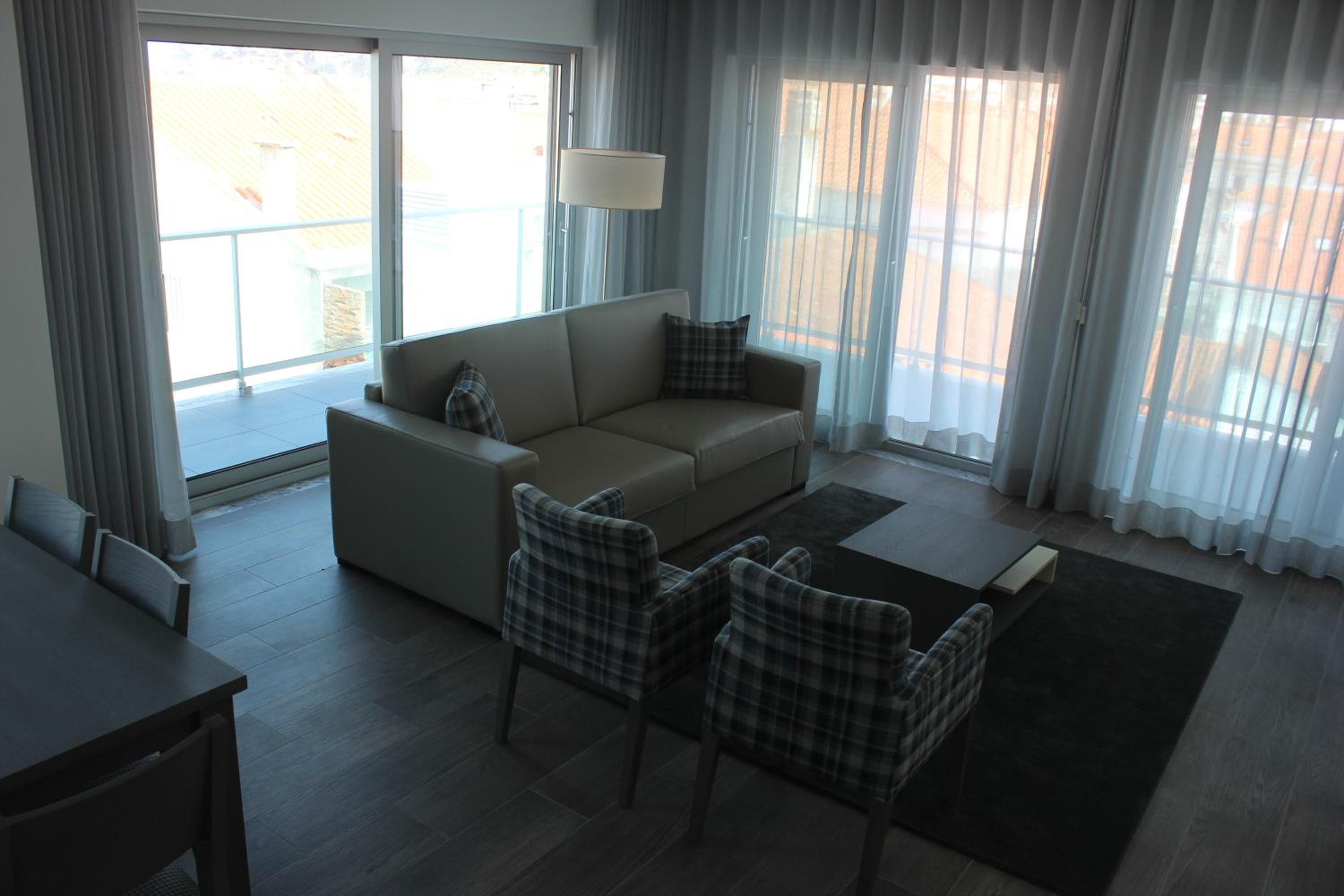 Two-Bedroom Apartment - Photo 7
