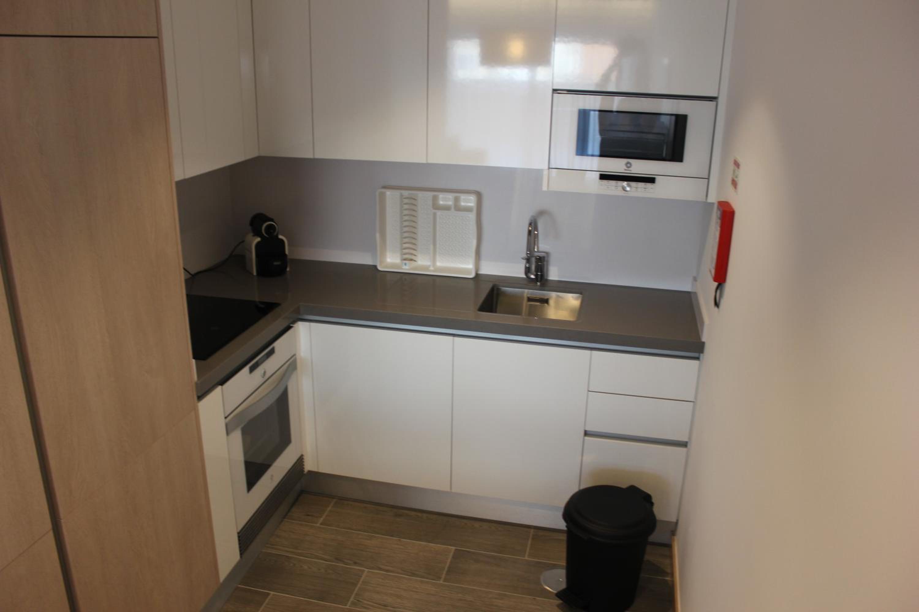 One-Bedroom Apartment - Photo 28