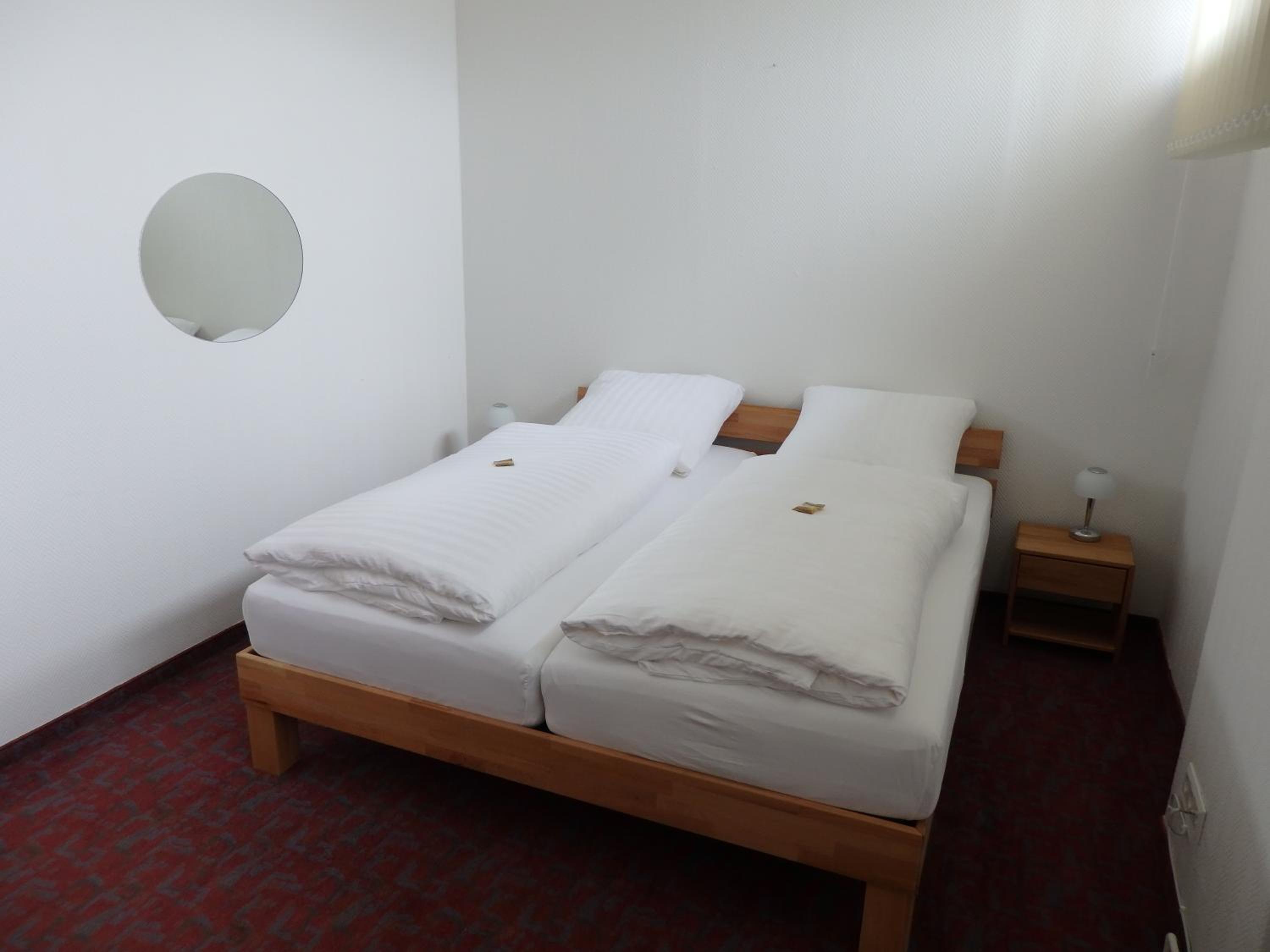 Deluxe Double Room with Shower photo 3