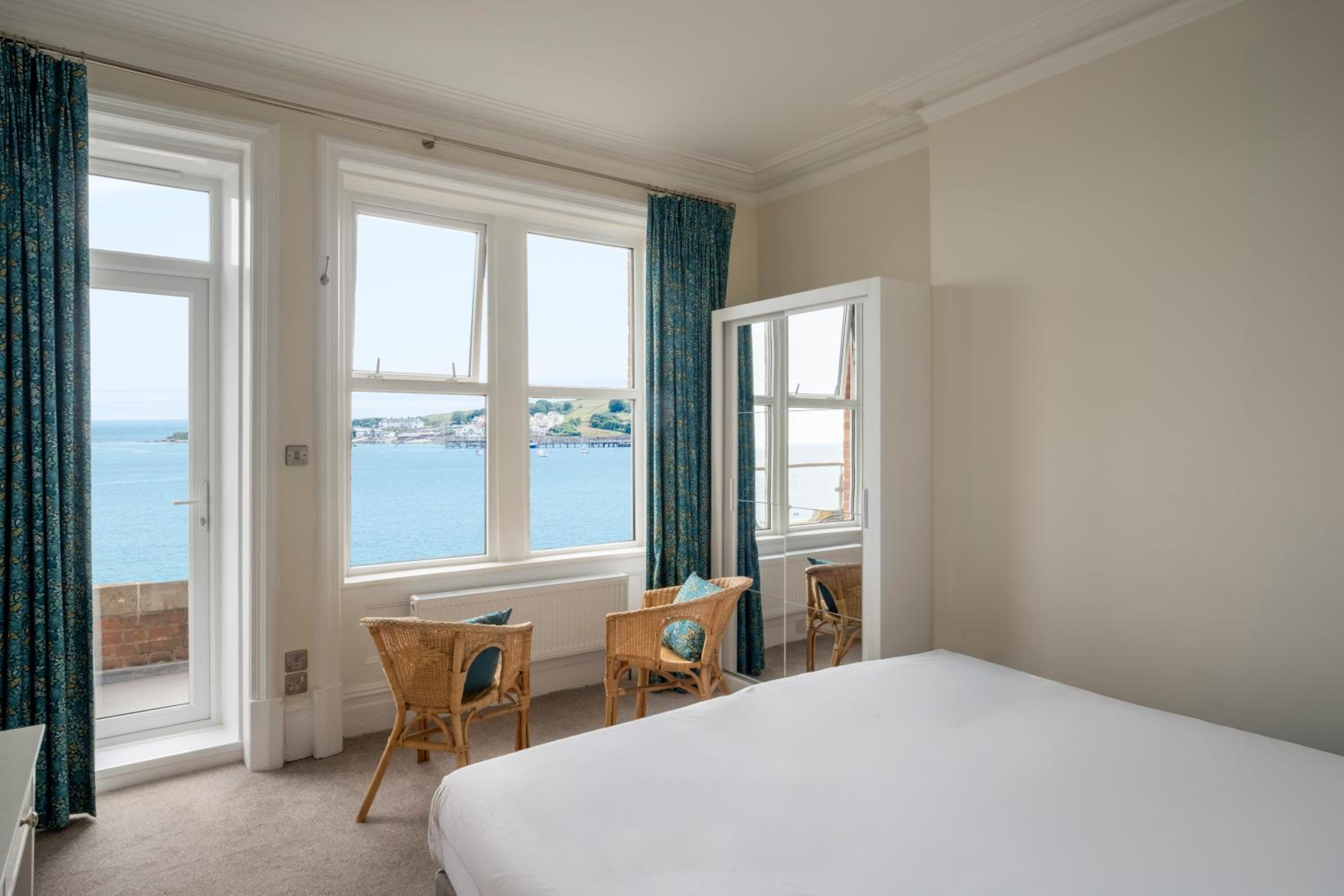 Superior Double / Twin with Sea View and Balcony
