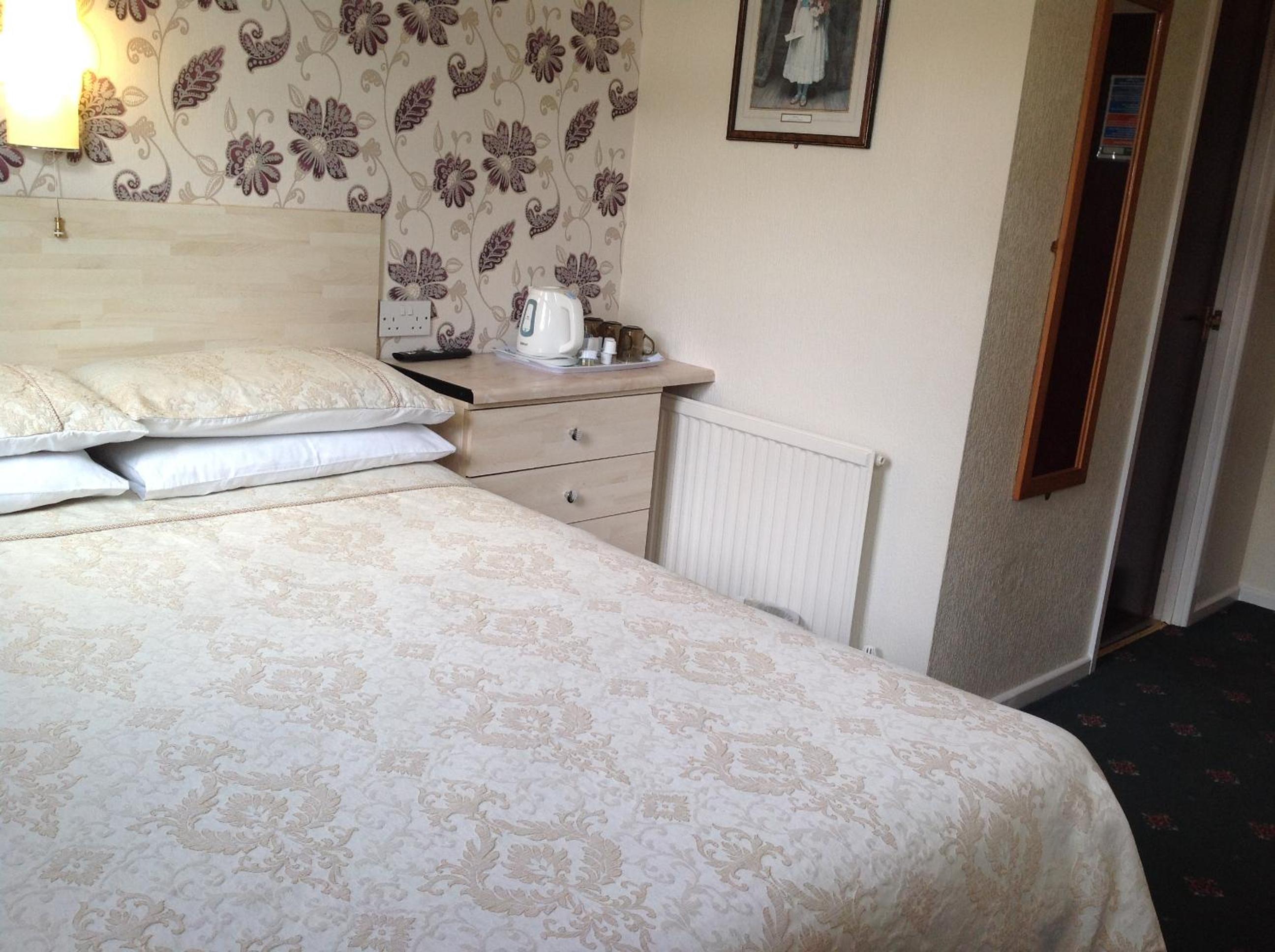 Double Room with Extra Bed - Photo 3