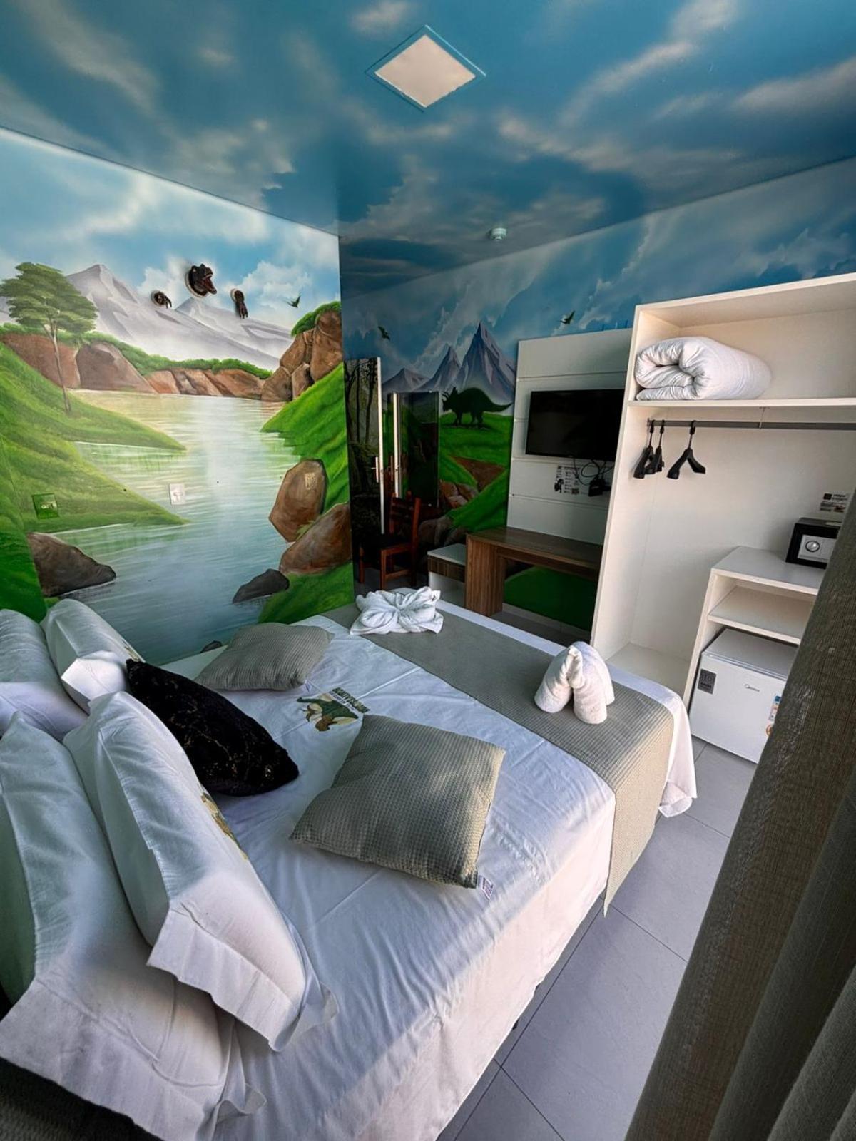 Deluxe Double Room (1 adult + 1 child) photo 3