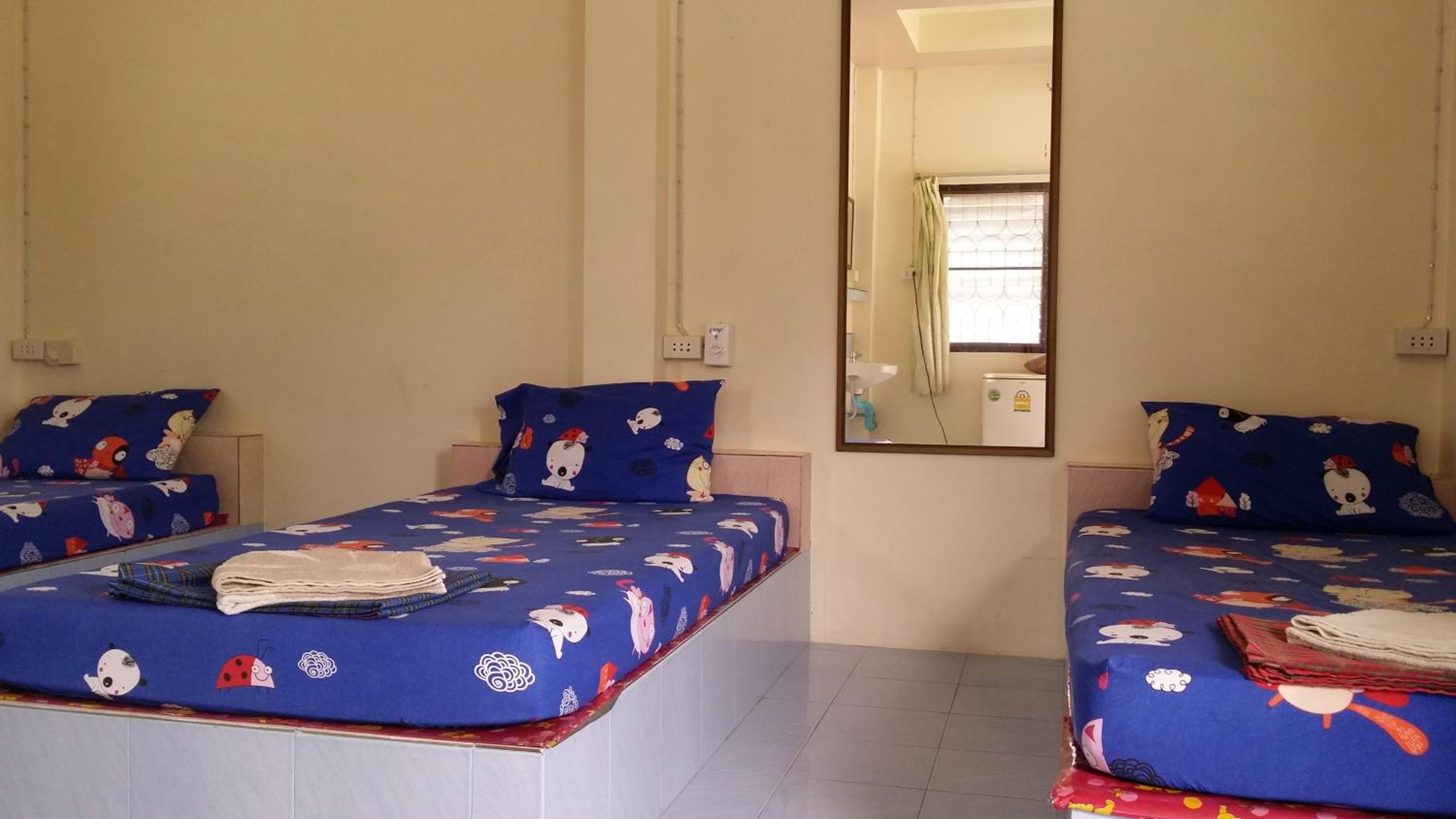 Triple Room with Private Bathroom photo 1