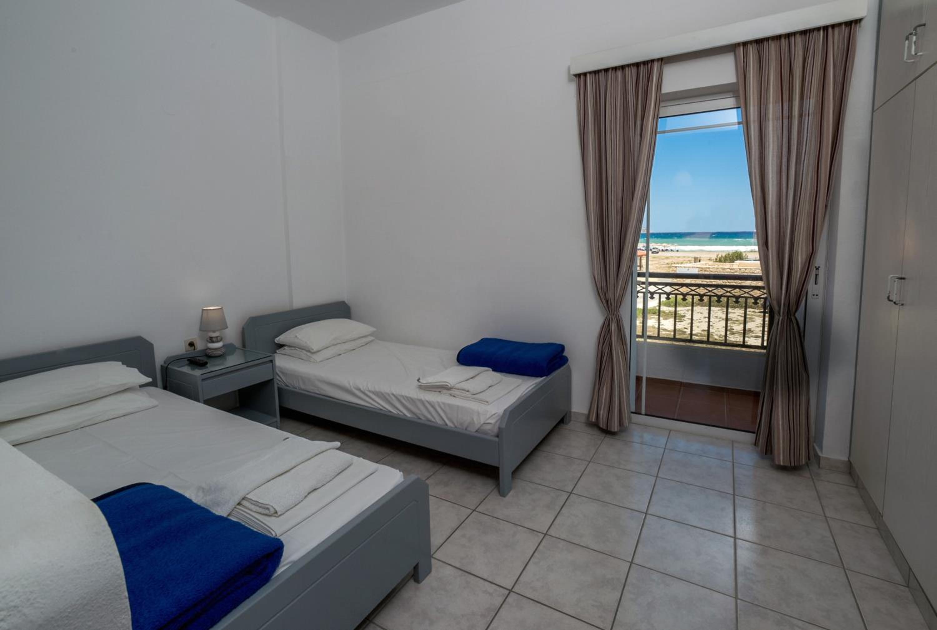 Studio Apartment photo 1
