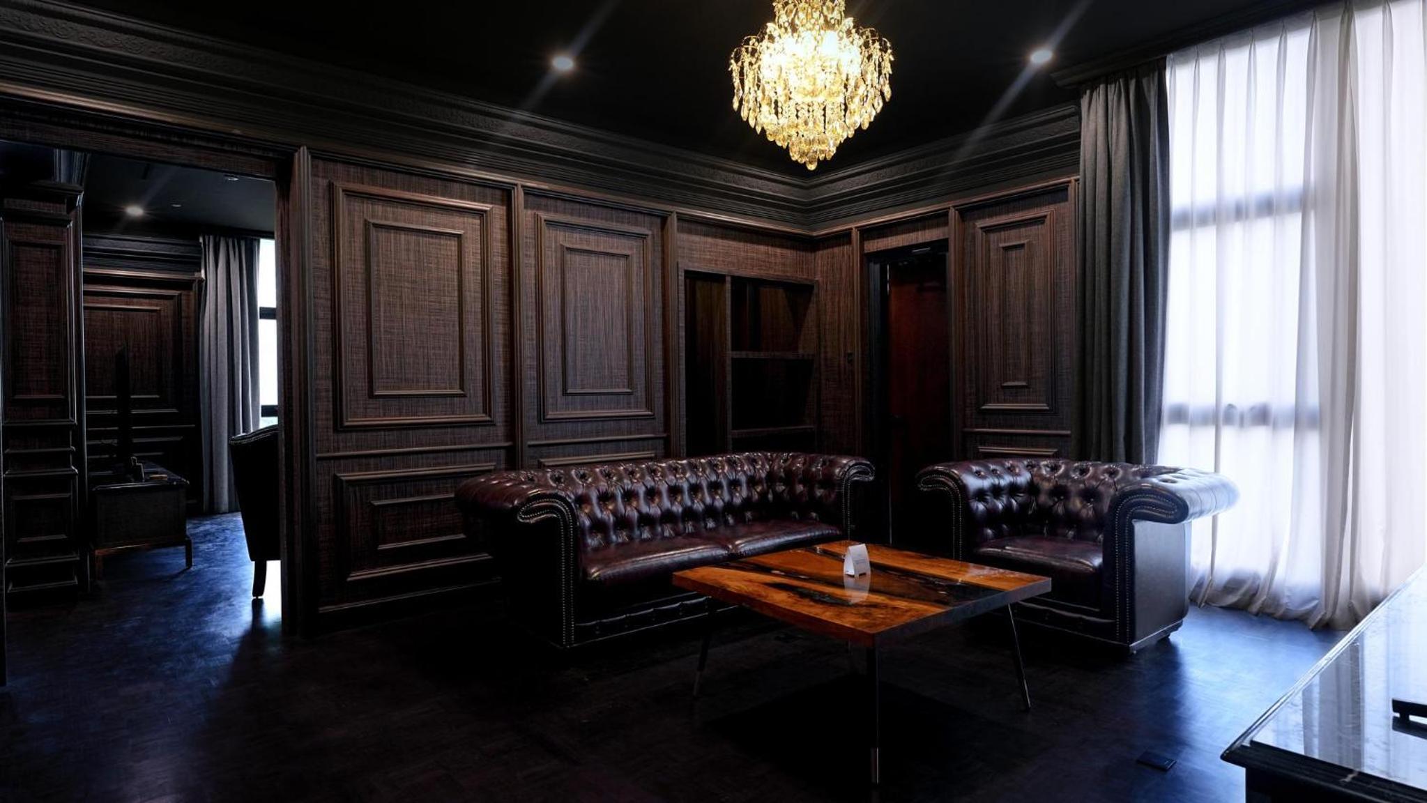 Executive Presidential Suite