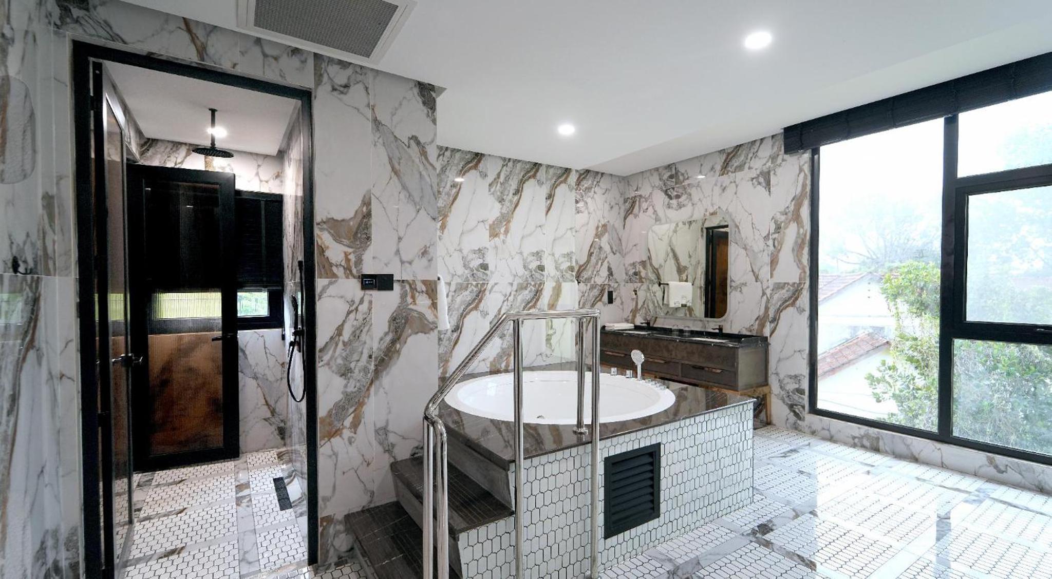 Executive Presidential Suite photo