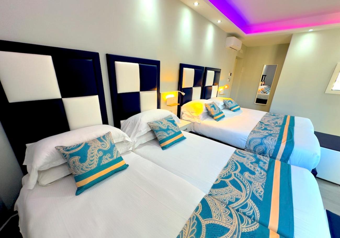 Luxury Quadruple Room photo 3