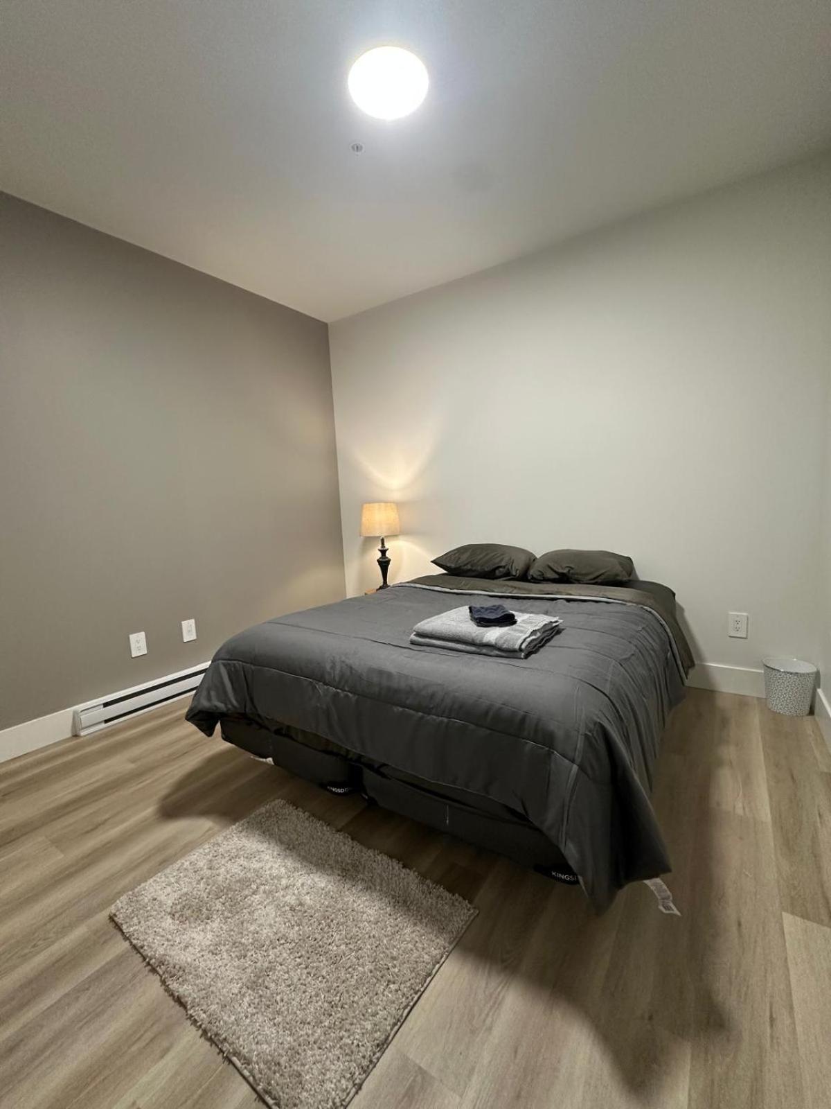 Family Two-Bedroom Apartment with View photo 3