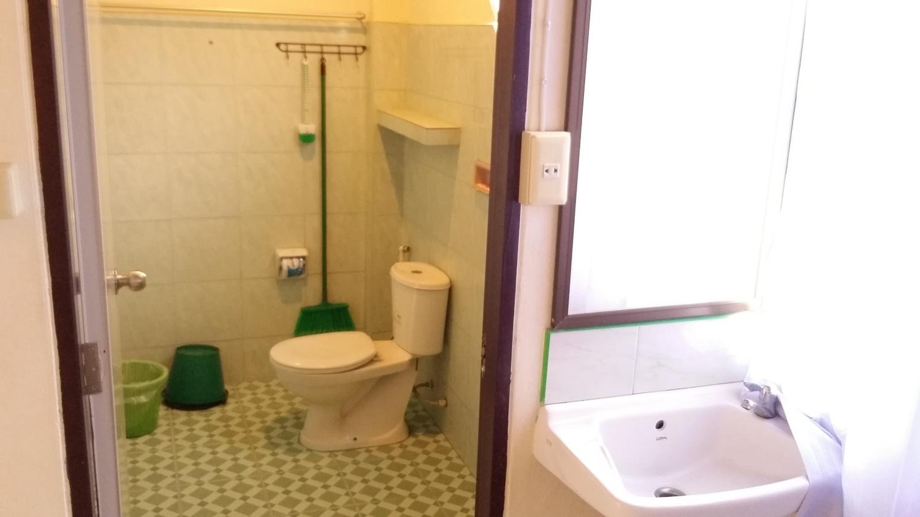 Triple Room with Private Bathroom photo 2