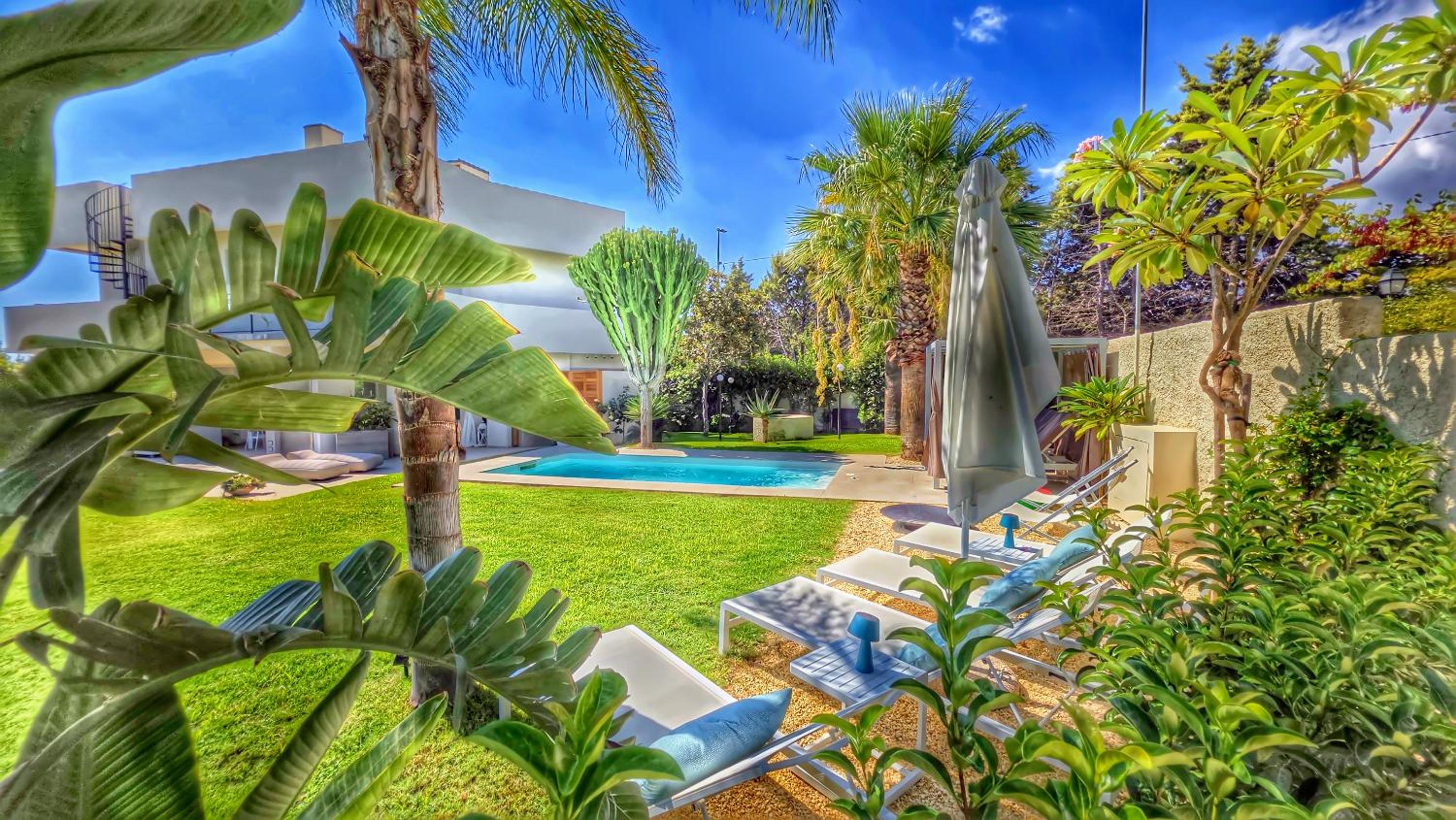 Two-Bedroom Apartment with Private Pool