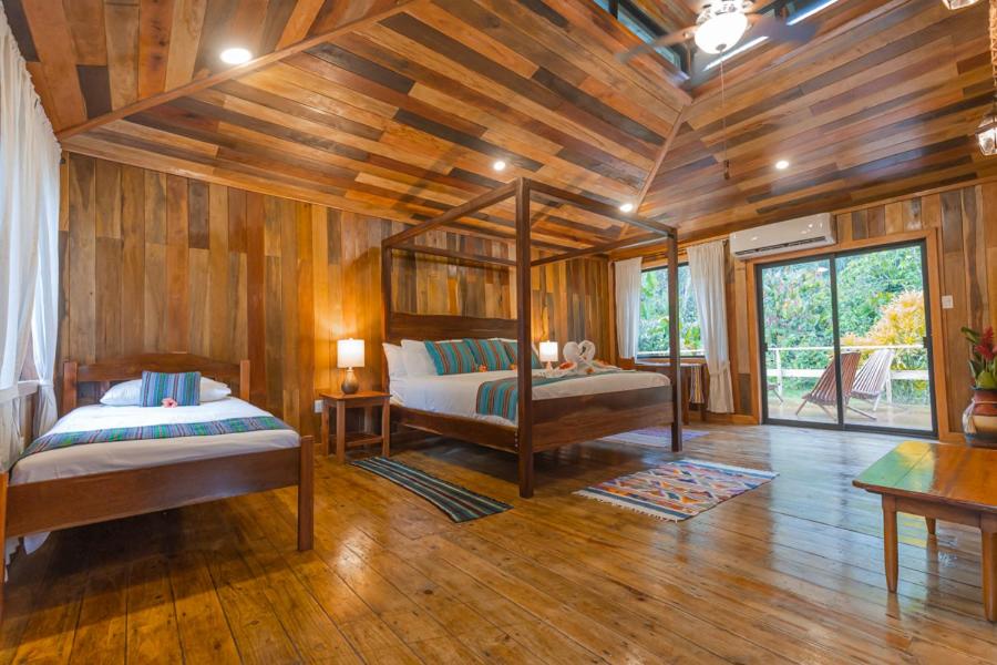 Superior King Room photo 2