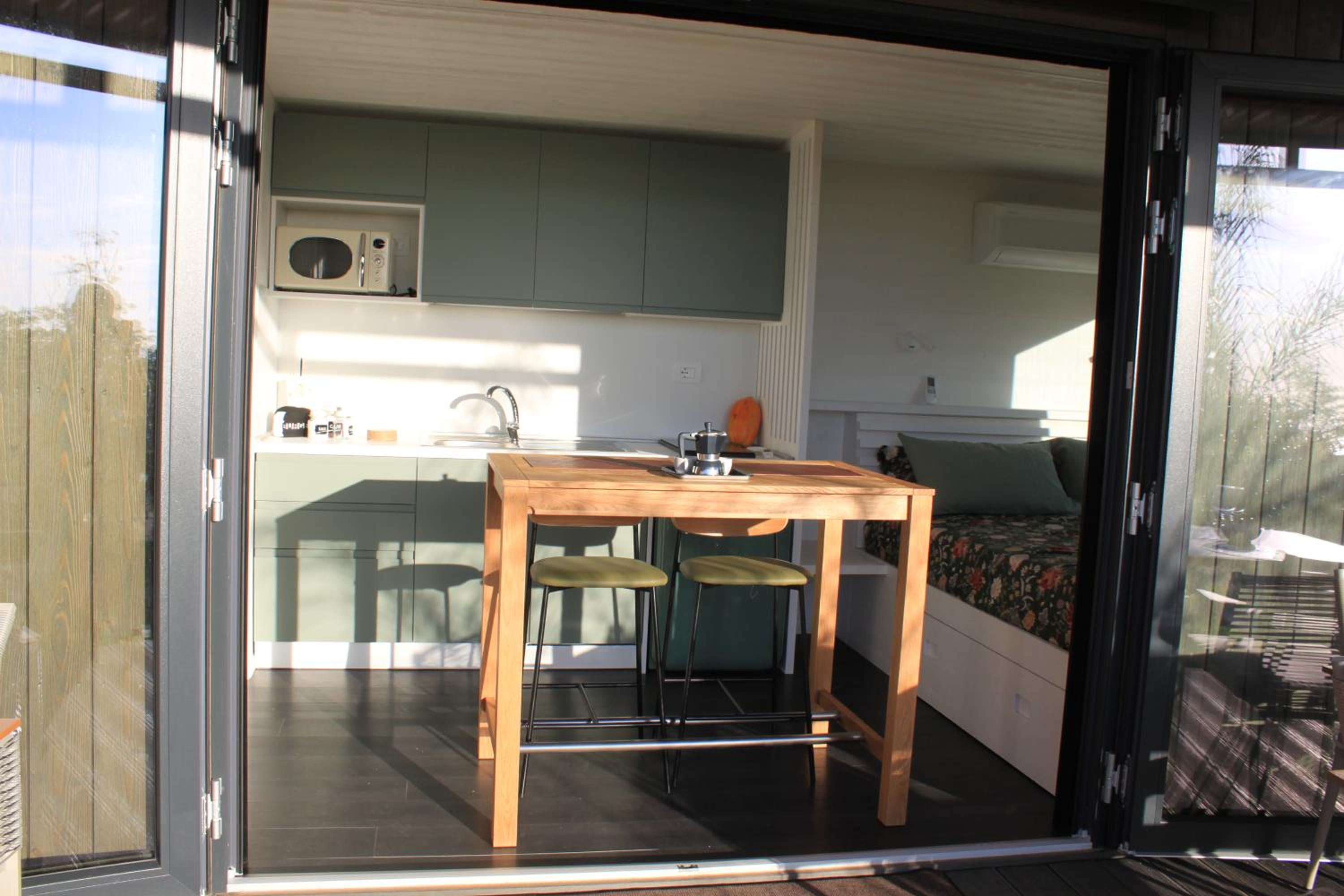 One-Bedroom House photo 3