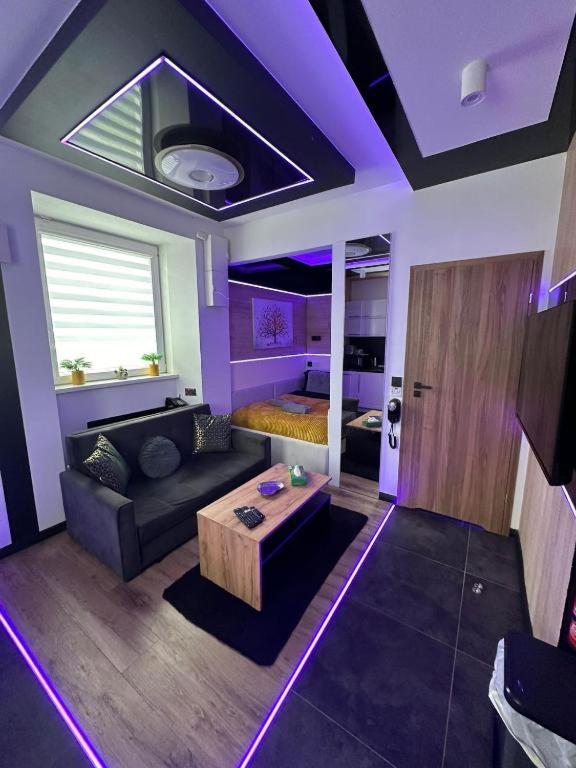 Studio Apartment with One Double Bed photo 1