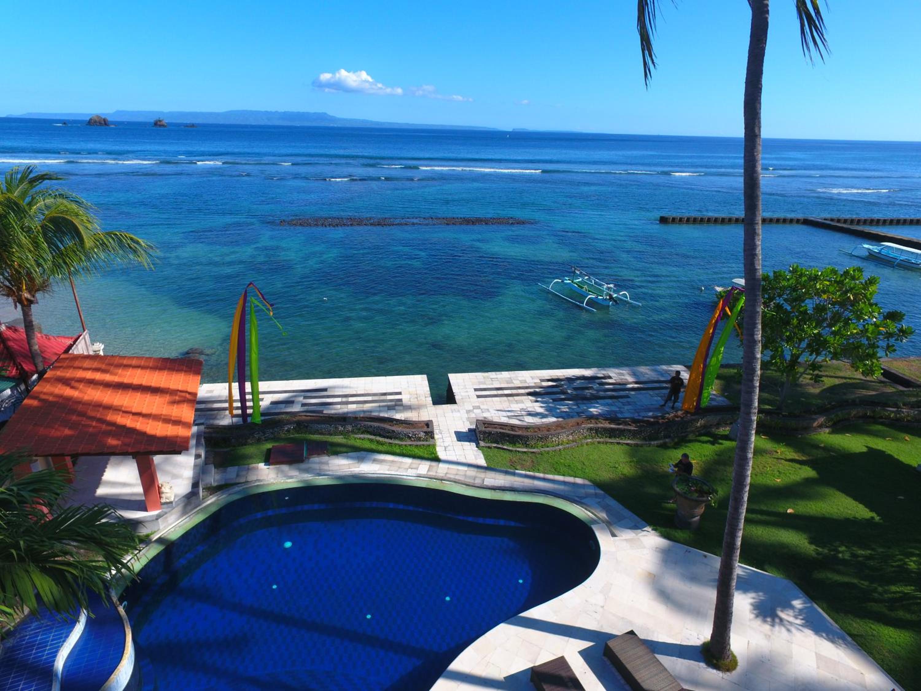 Three-Bedroom Villa with Private Pool photo 2