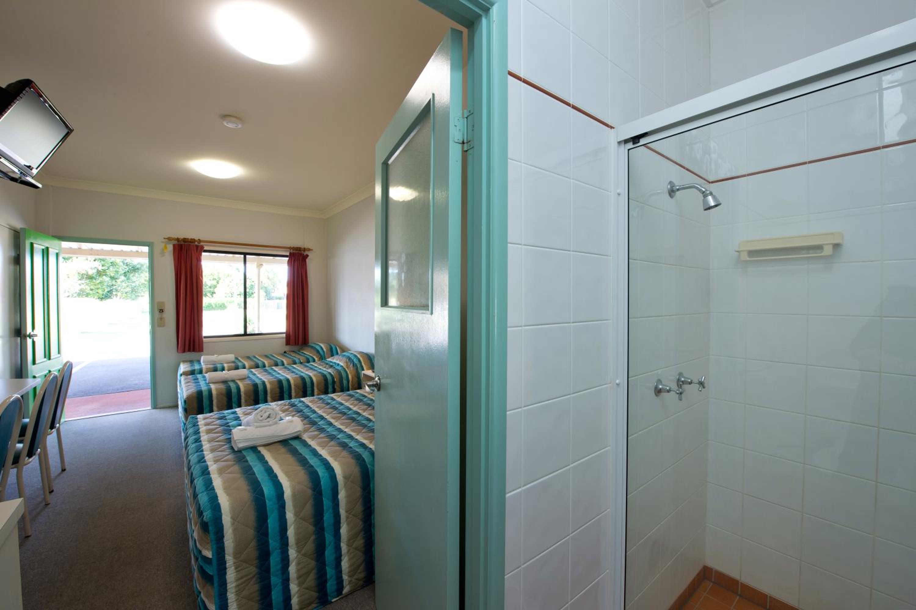 Standard Quadruple Room photo 2