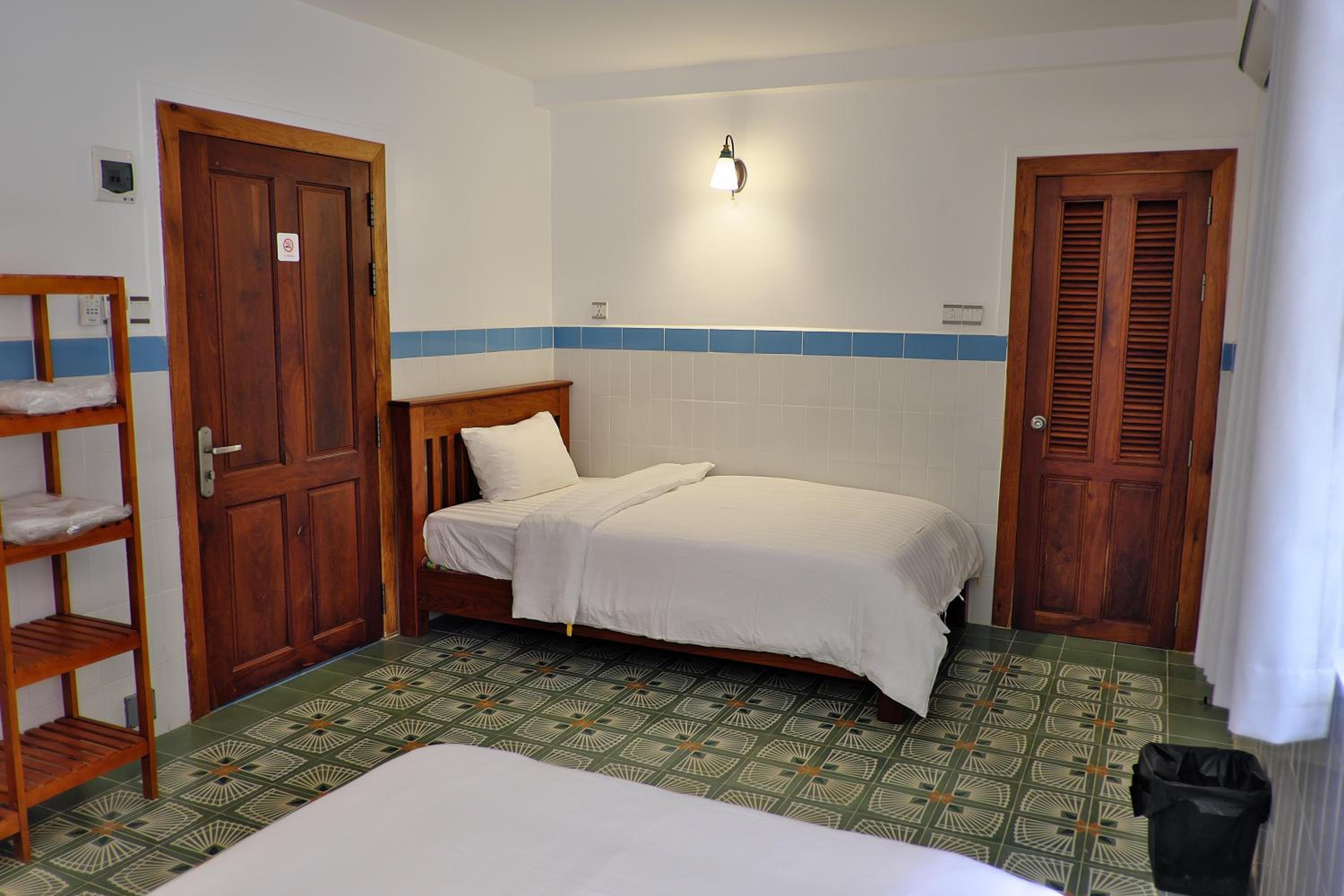 Standard Twin Room photo 3
