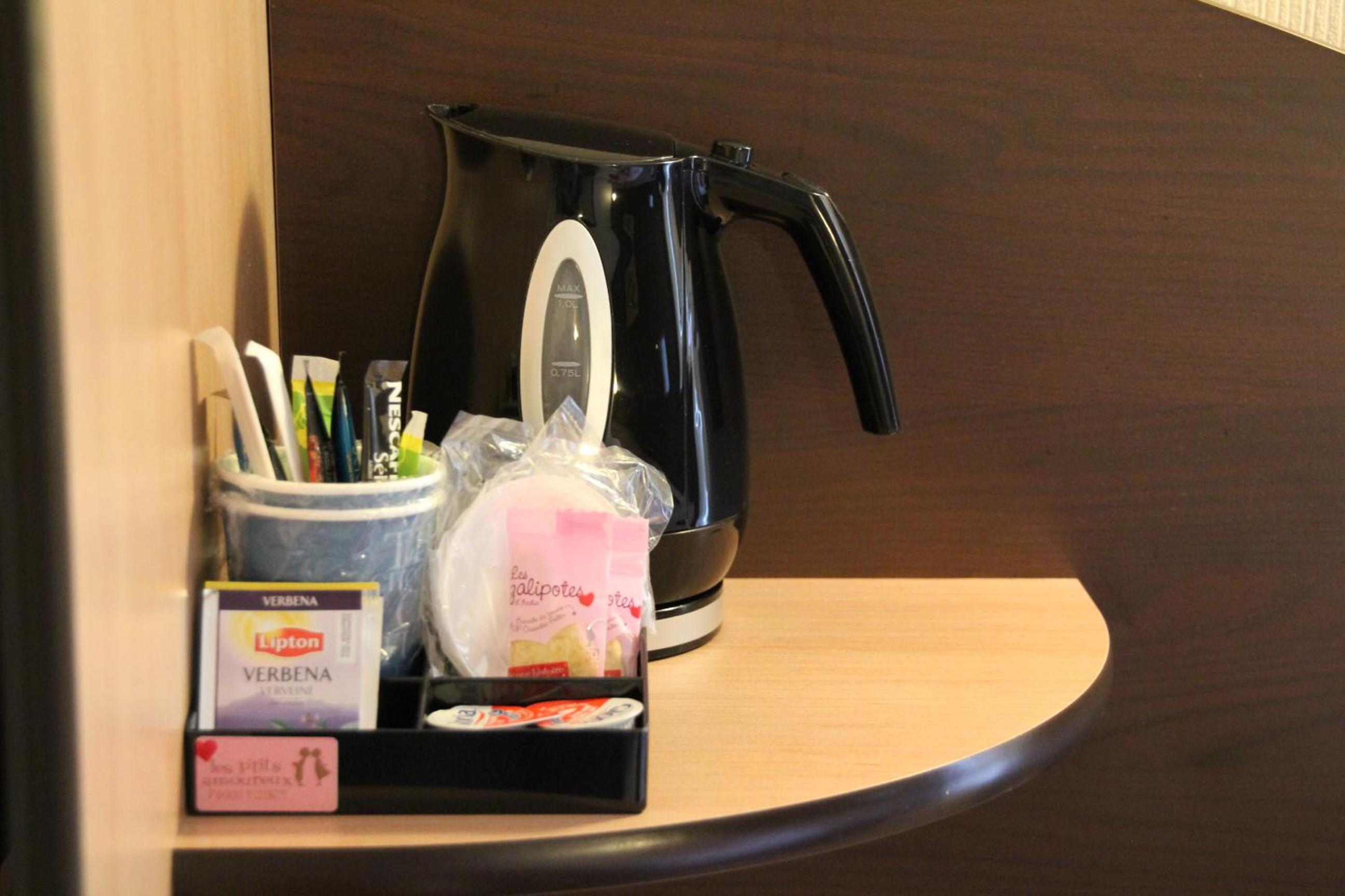 Double Room - Photo 5