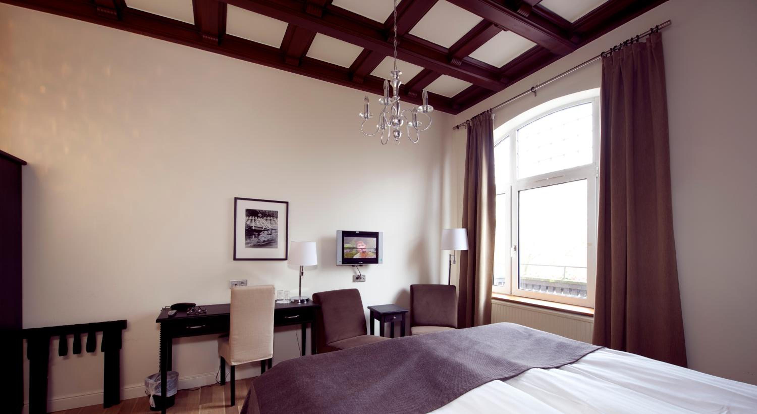 Standard Double or Twin Room - Photo 1