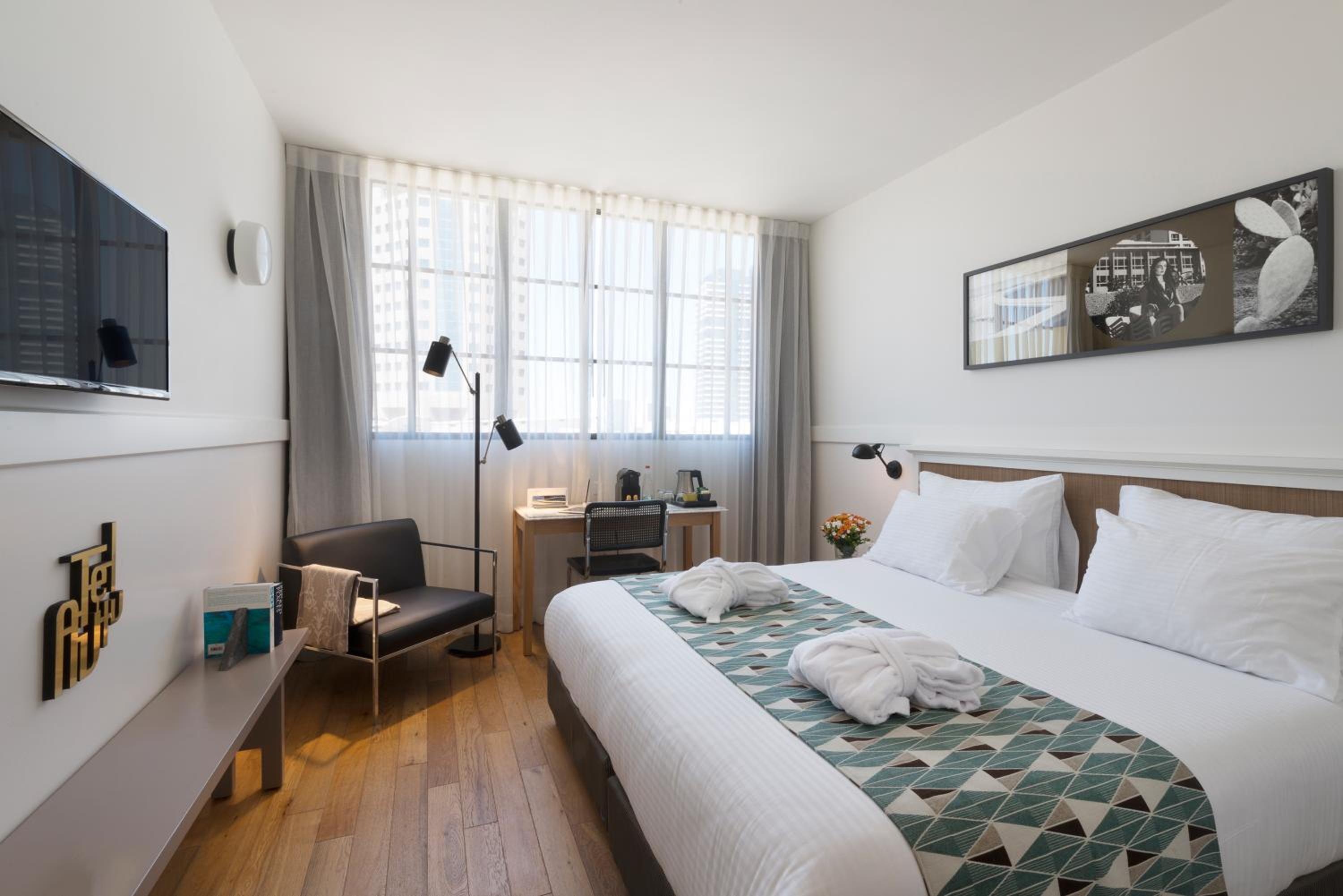 Superior Double or Twin Room photo 1