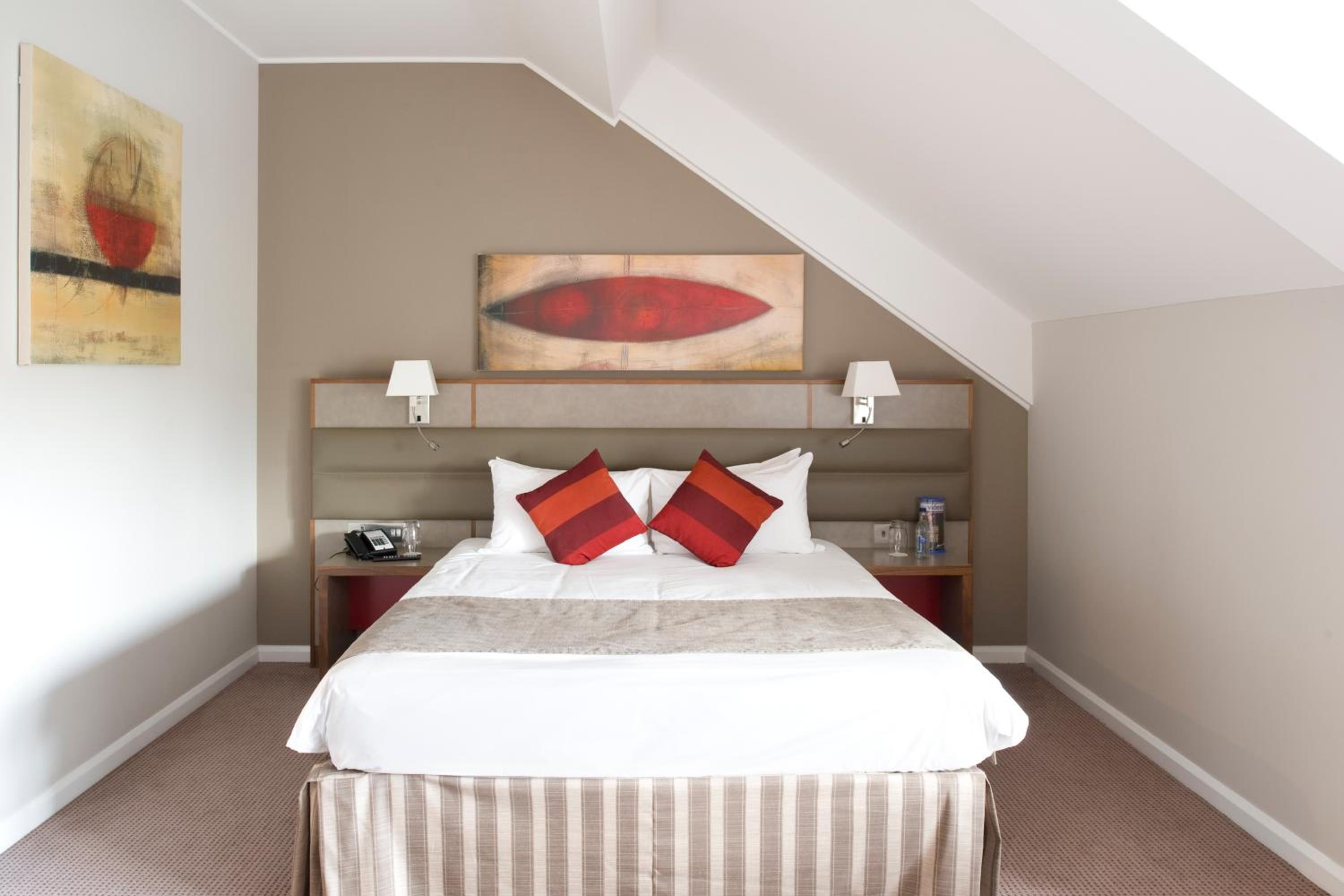 Premium Room - Photo 5