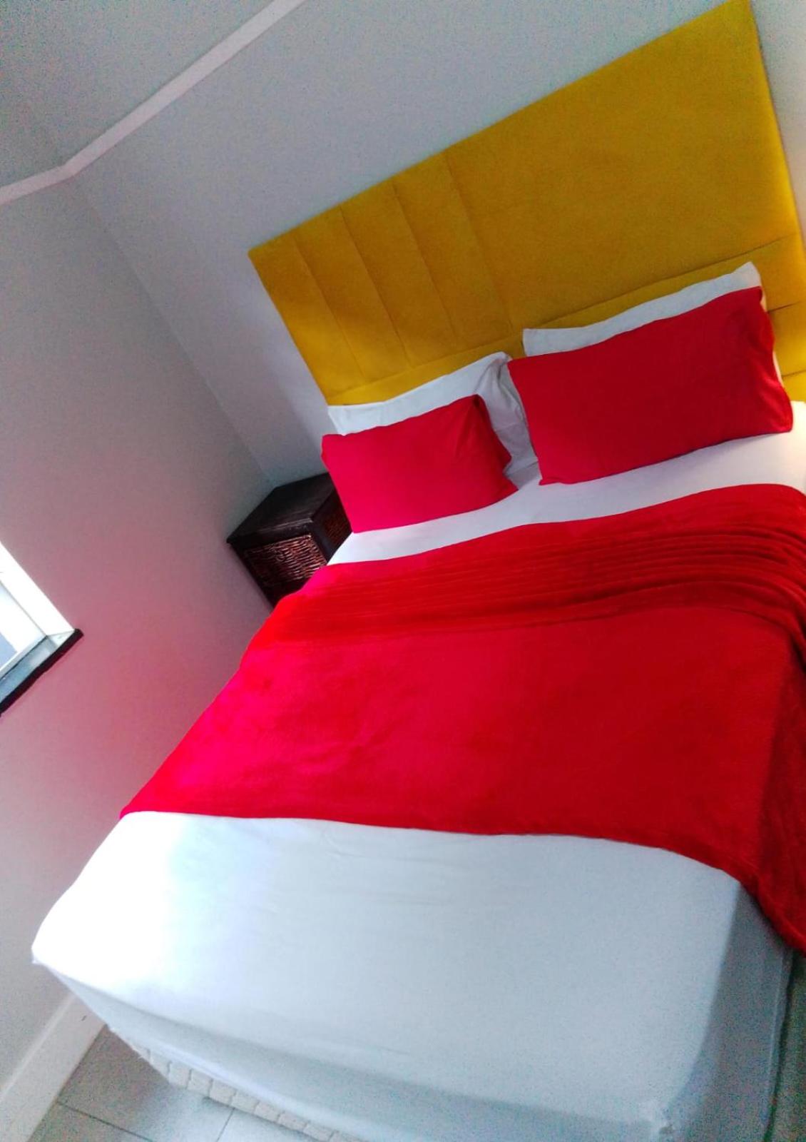 Deluxe Queen Room photo 2