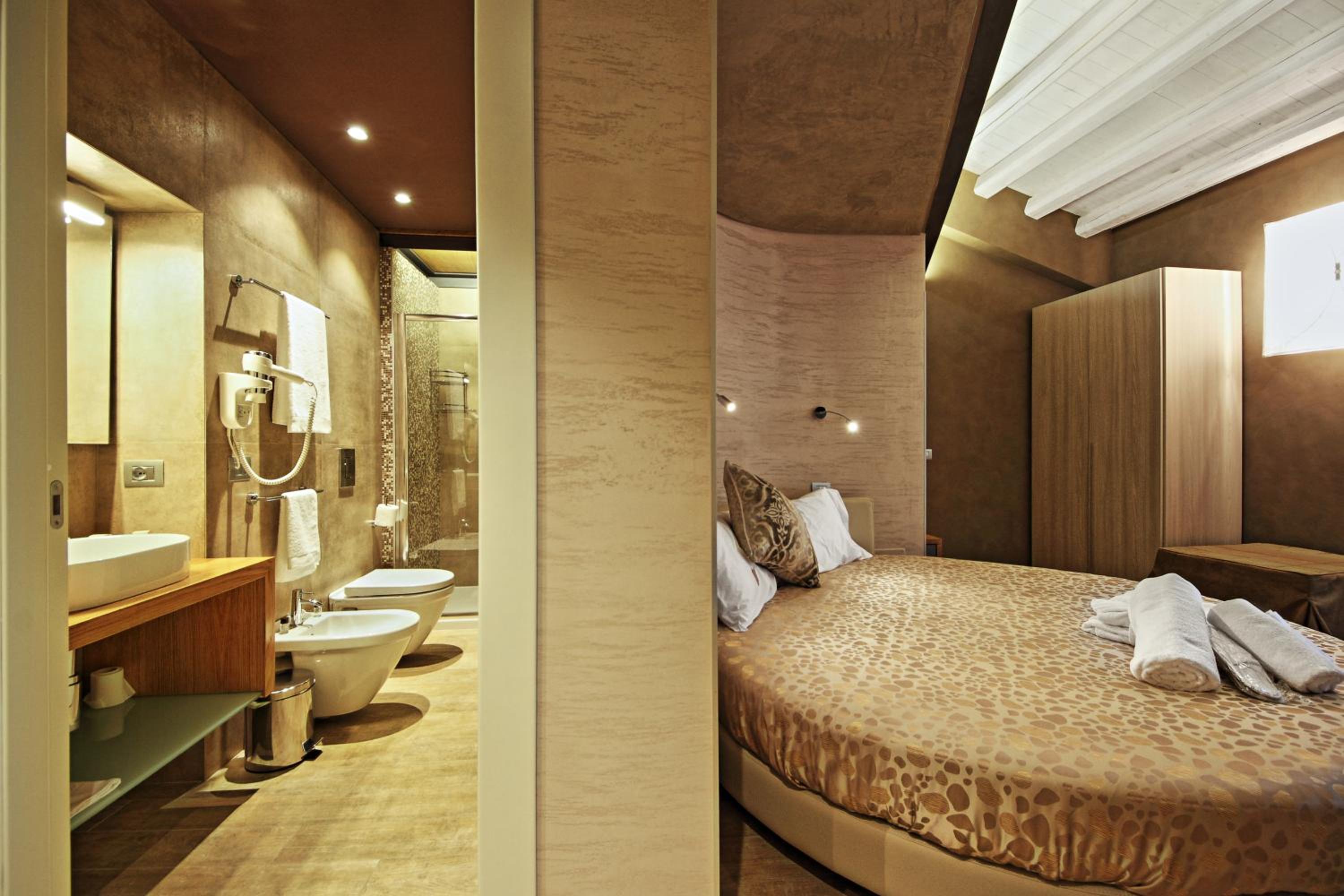 Deluxe Room photo 1