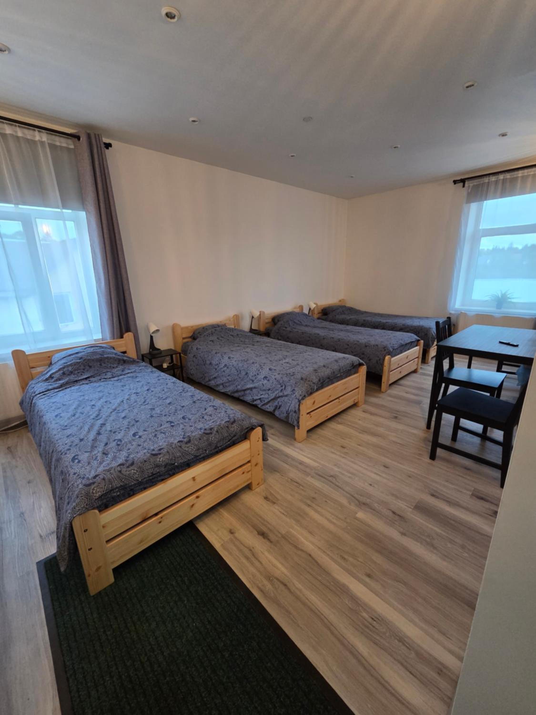 Quadruple Room with Private Bathroom photo 1