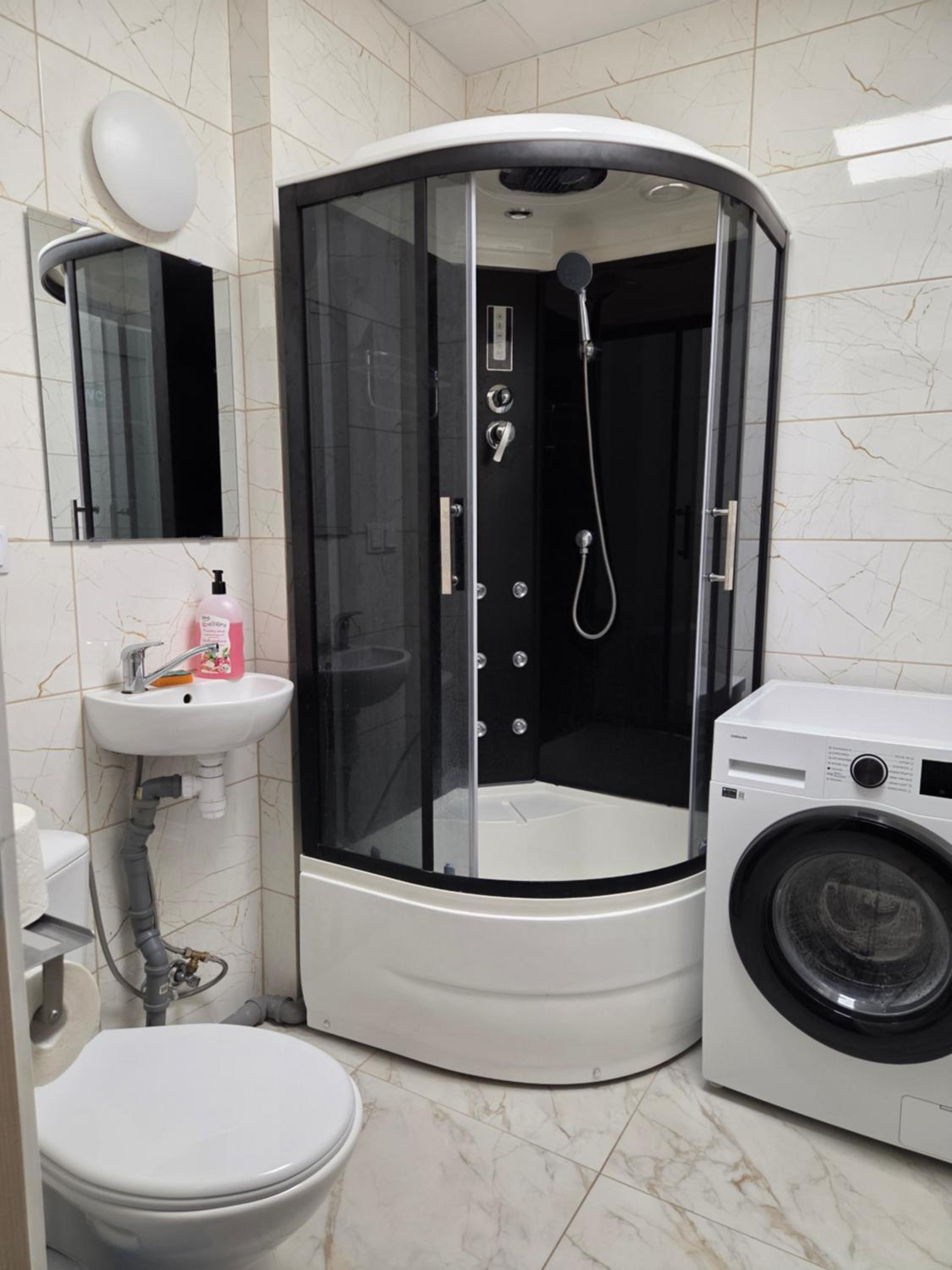 Triple Room with Shared Bathroom photo 3