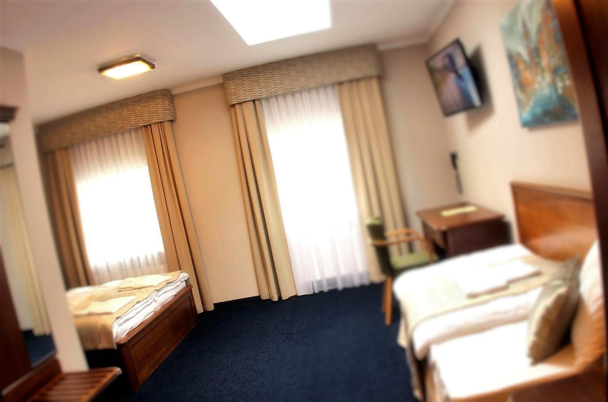 Triple Room - Photo 1