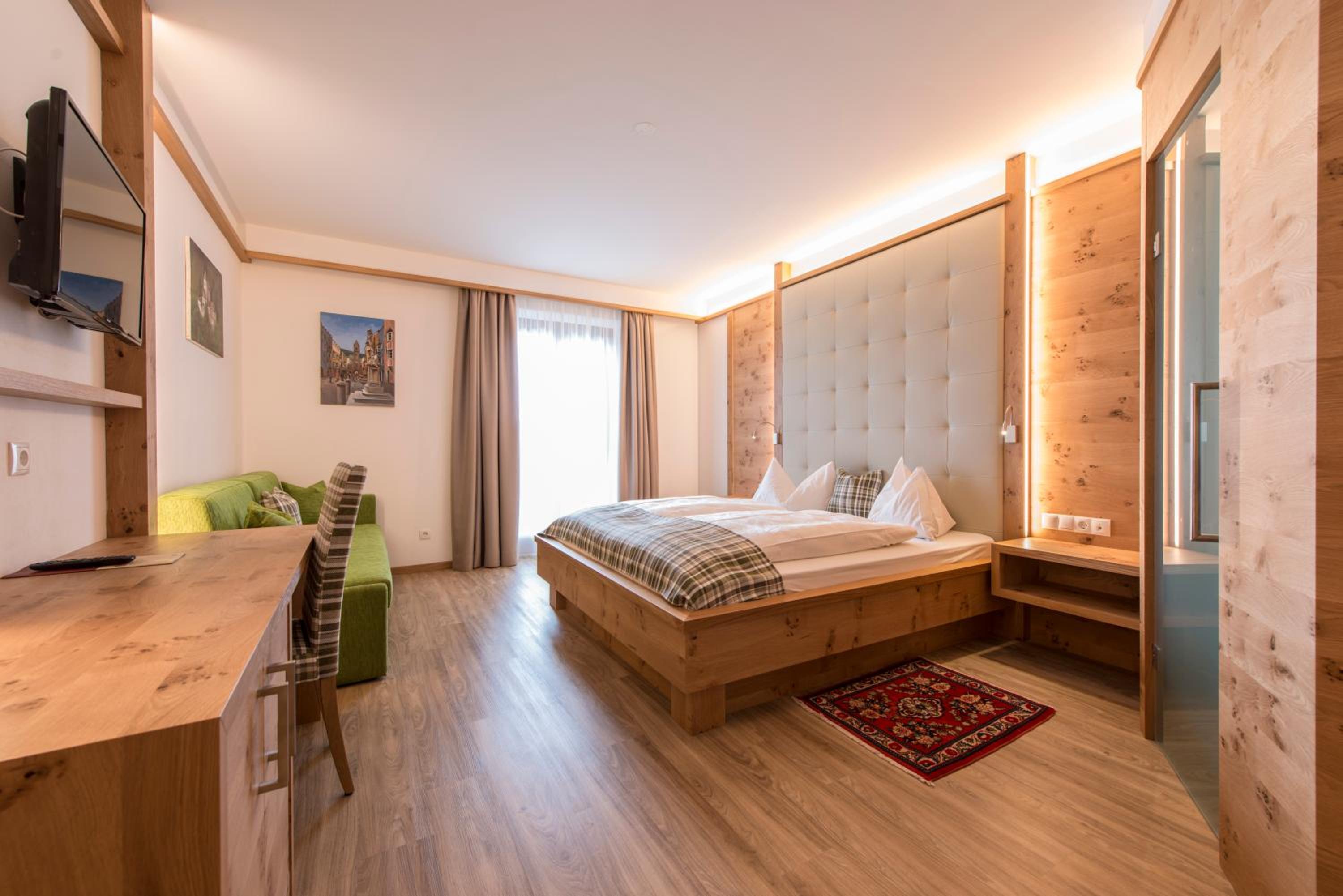 Double room with courtyard view