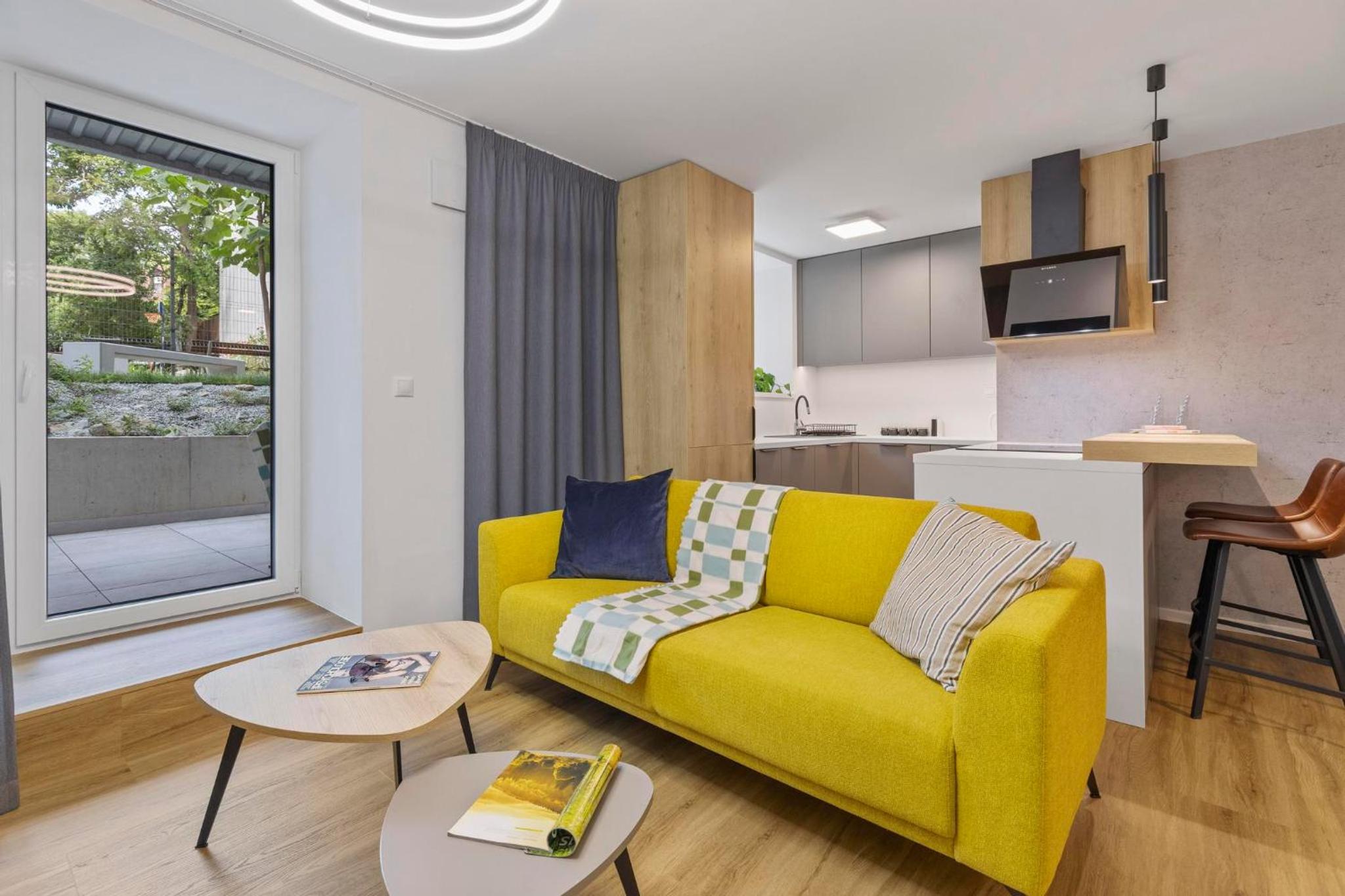 One-Bedroom Apartment with Terrace and Garden View