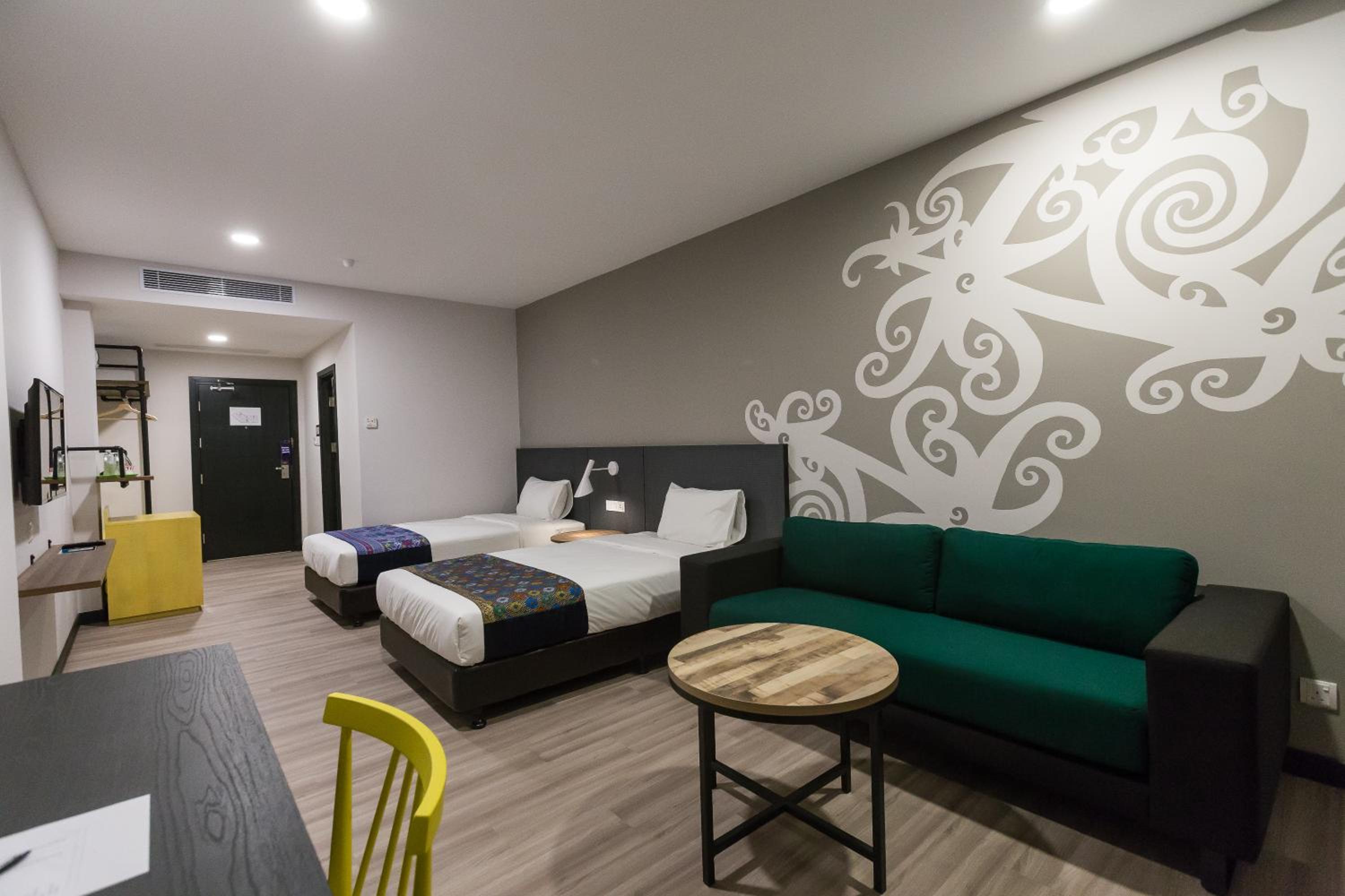 Deluxe Twin Room photo 3