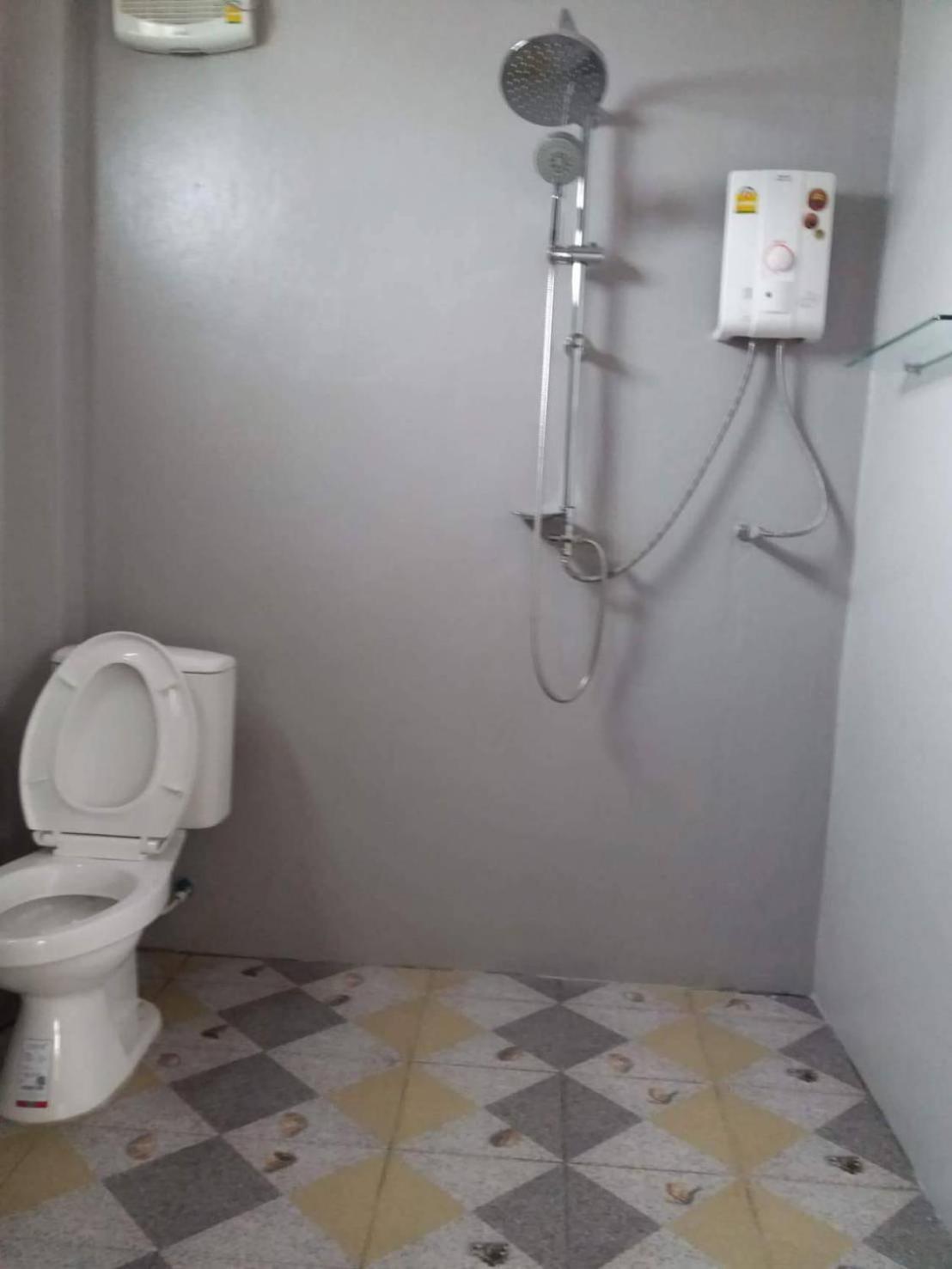 Double Room with Balcony - Photo 3