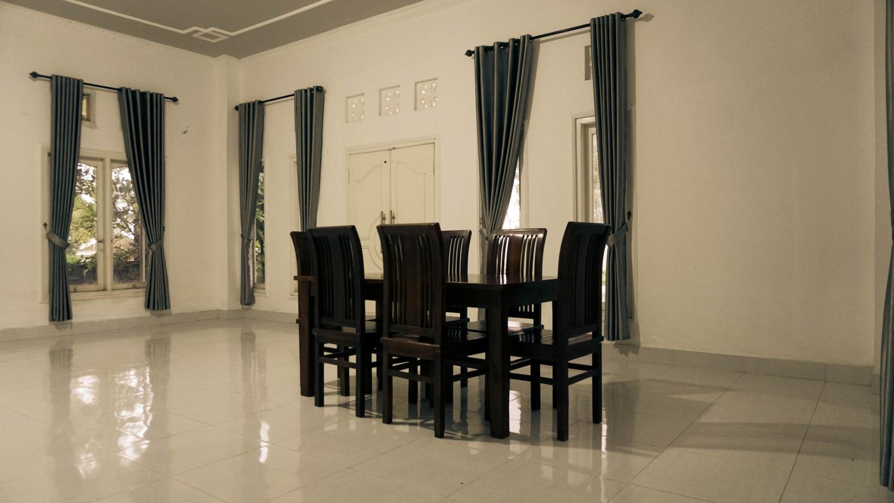Family Room with Private Bathroom
