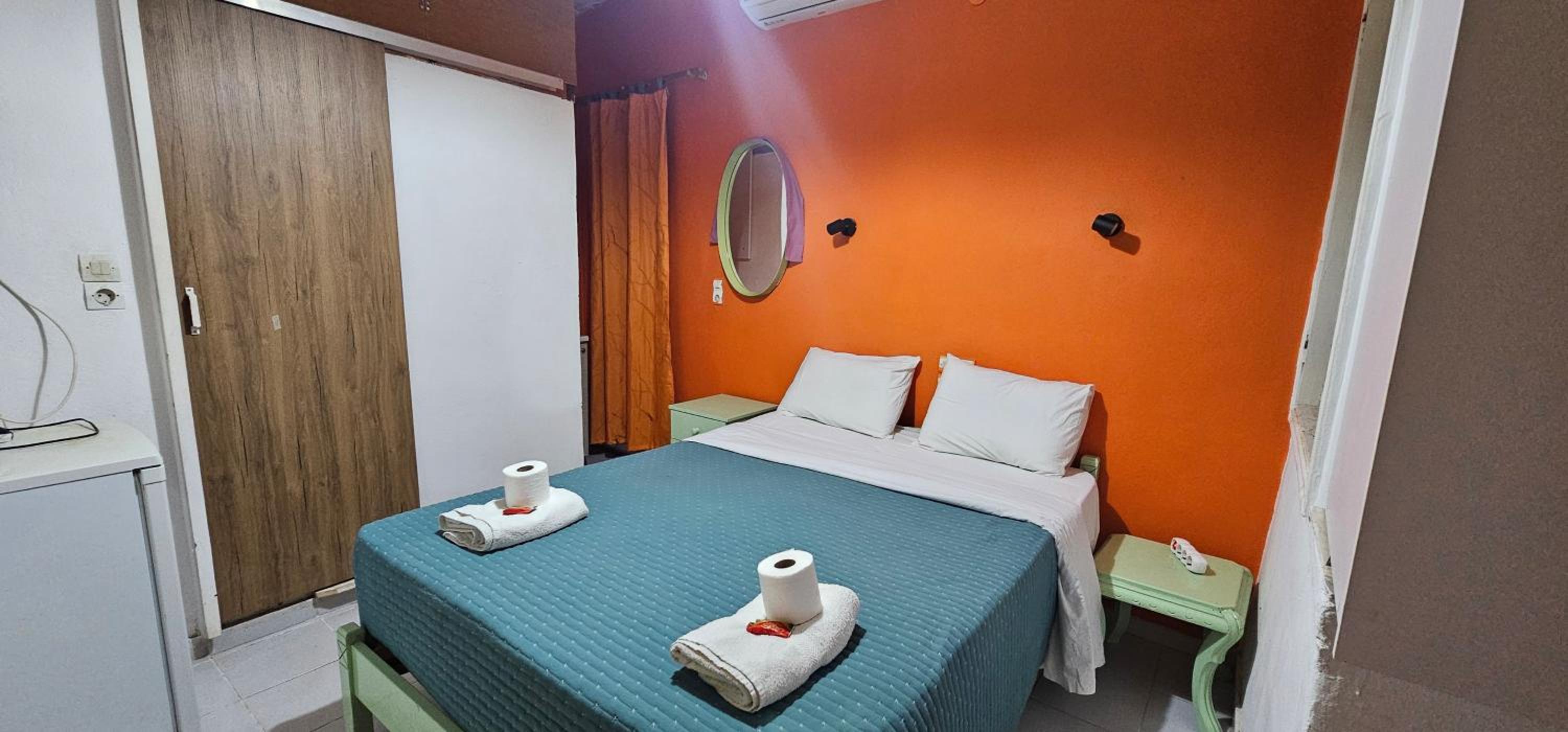 Two-Bedroom Apartment with Balcony and Sea View photo 1