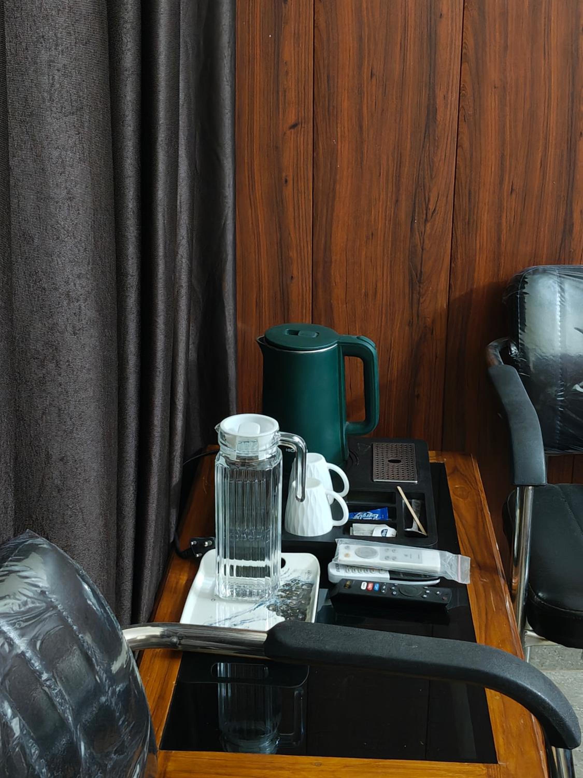 Deluxe Double Room (2 Adults + 1 Child) photo 3