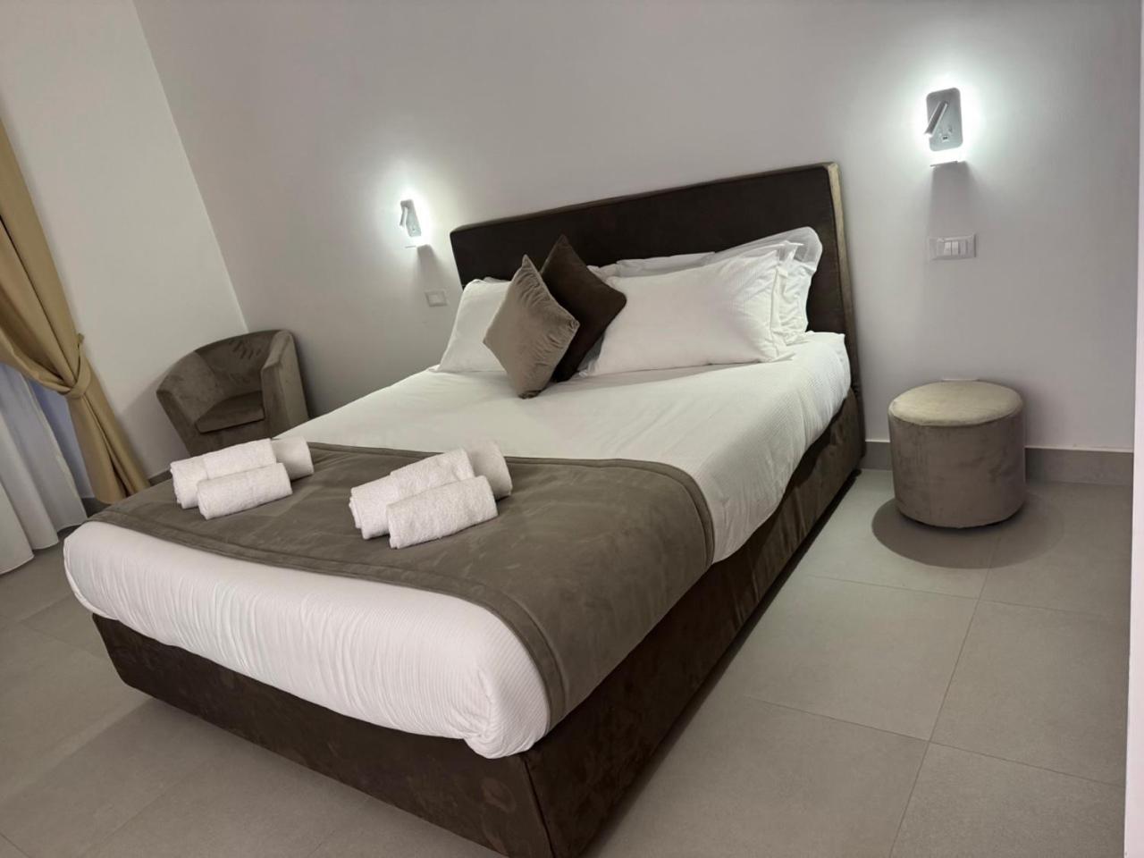 Single Room with Bathroom